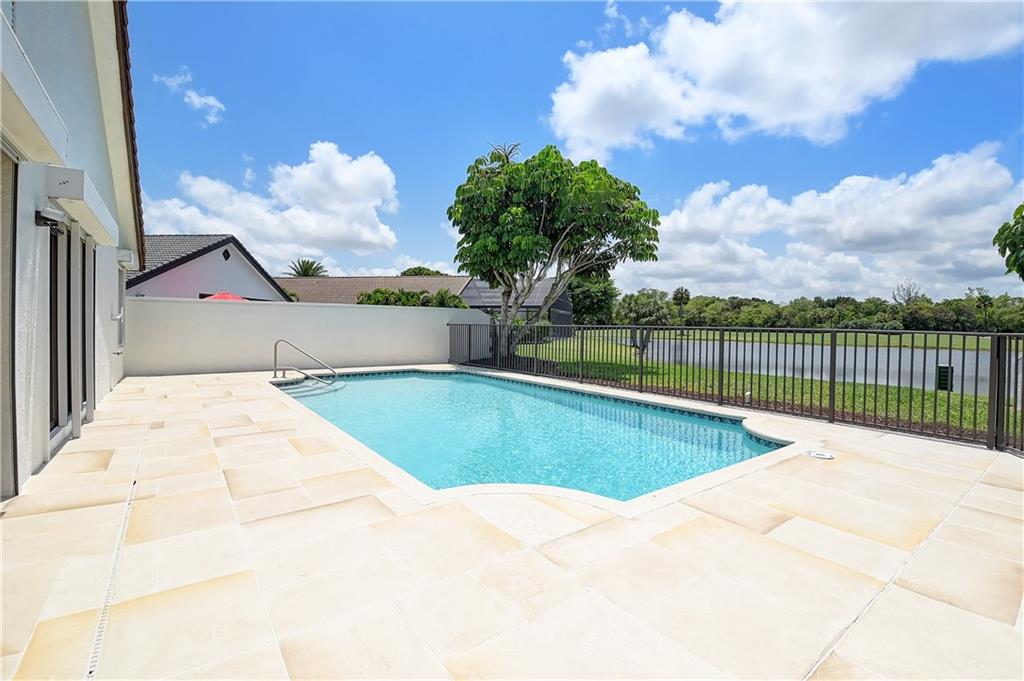 Boca Woods Country Club 0 - Residential