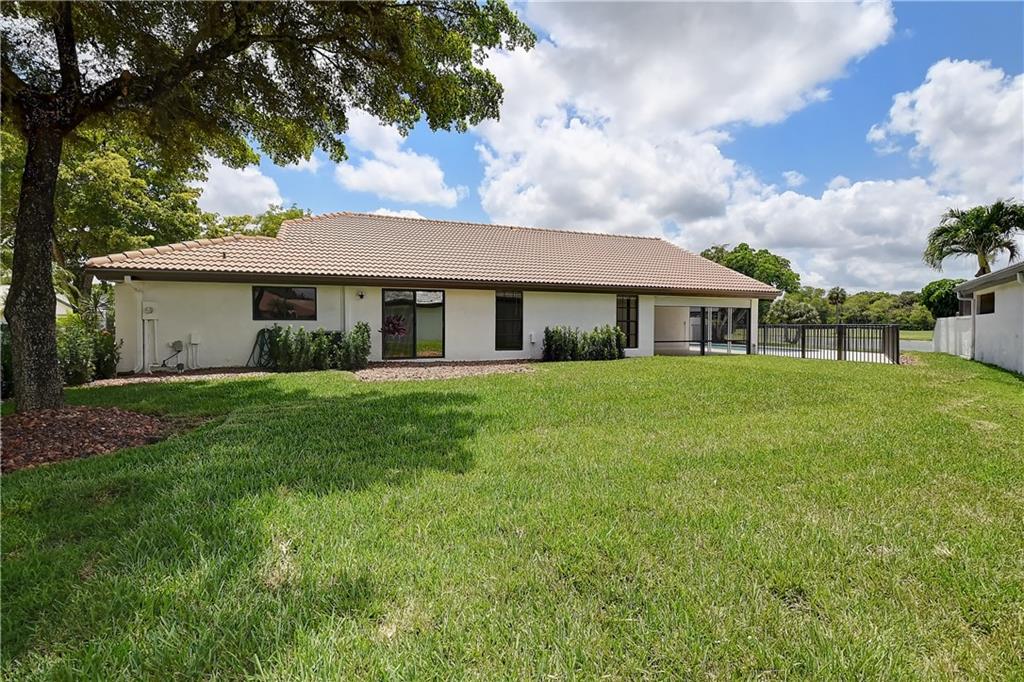 Boca Woods Country Club 0 - Residential