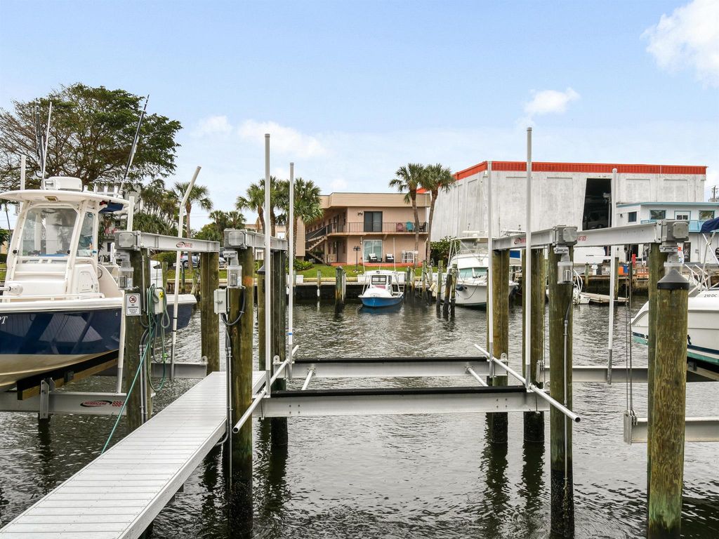 Photo of 108 Paradise Harbour Boulevard #305, North Palm Beach, FL 33408 (MLS # R10949628)