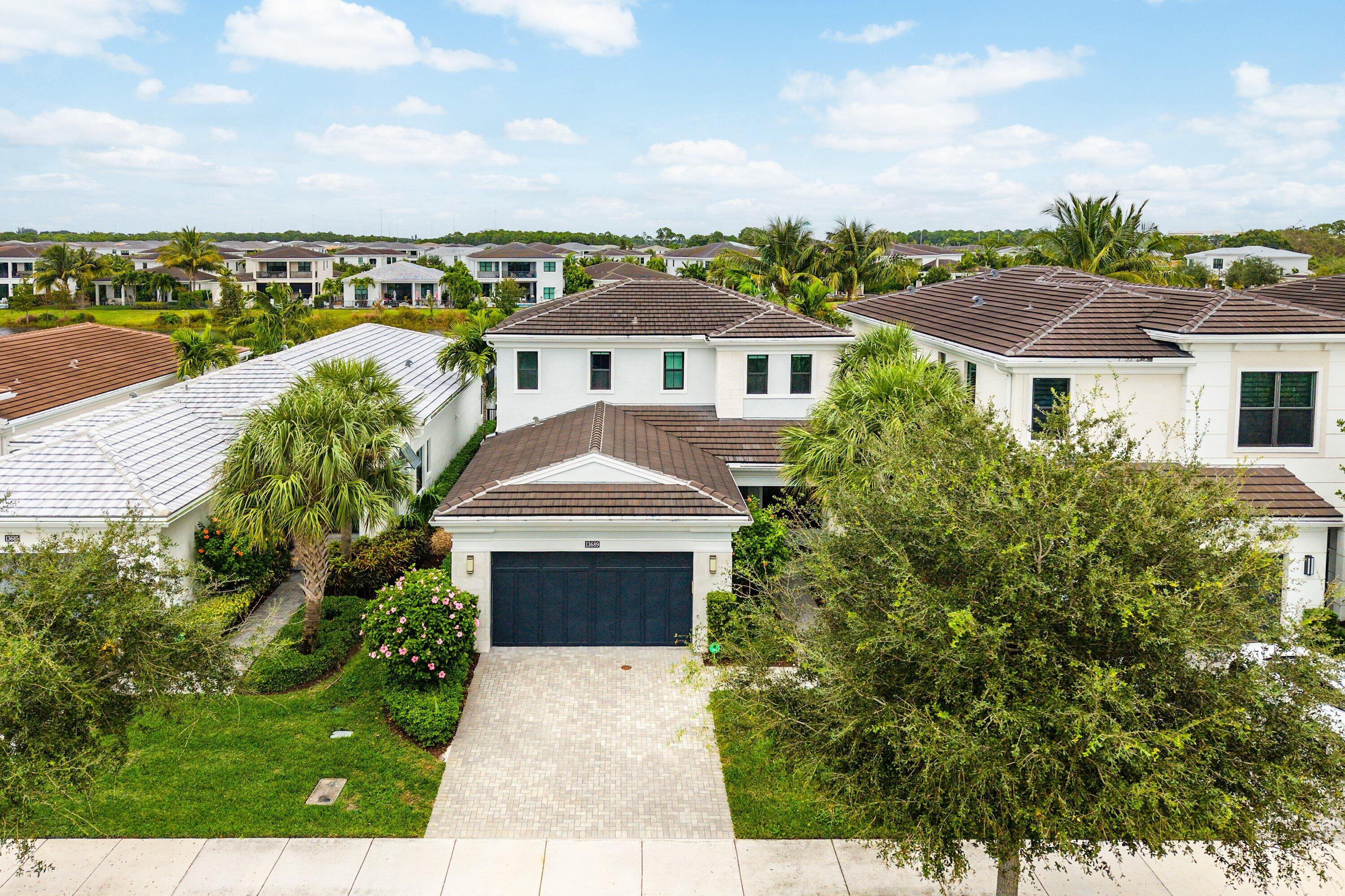 ARTISTRY - Residential