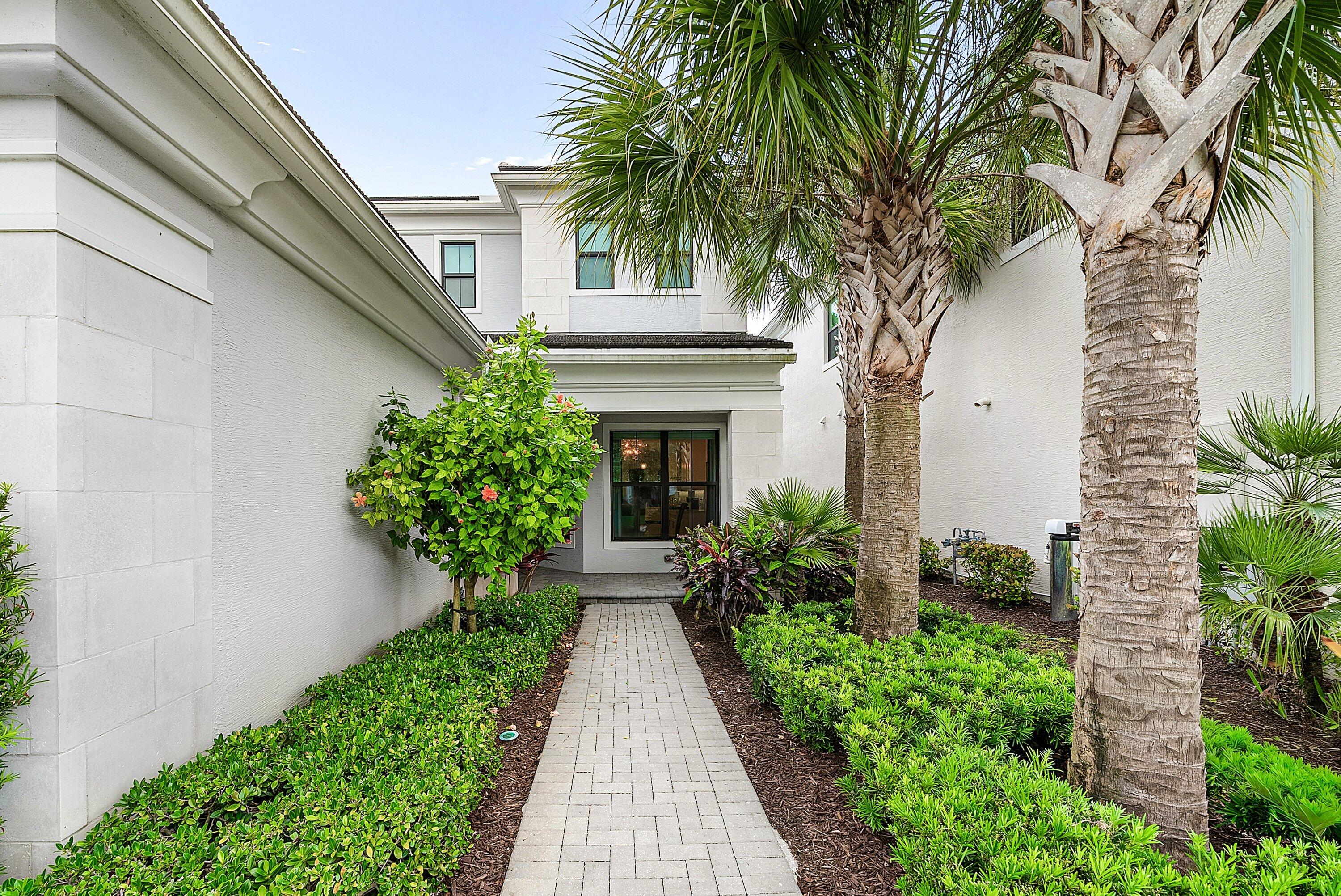 ARTISTRY - Residential