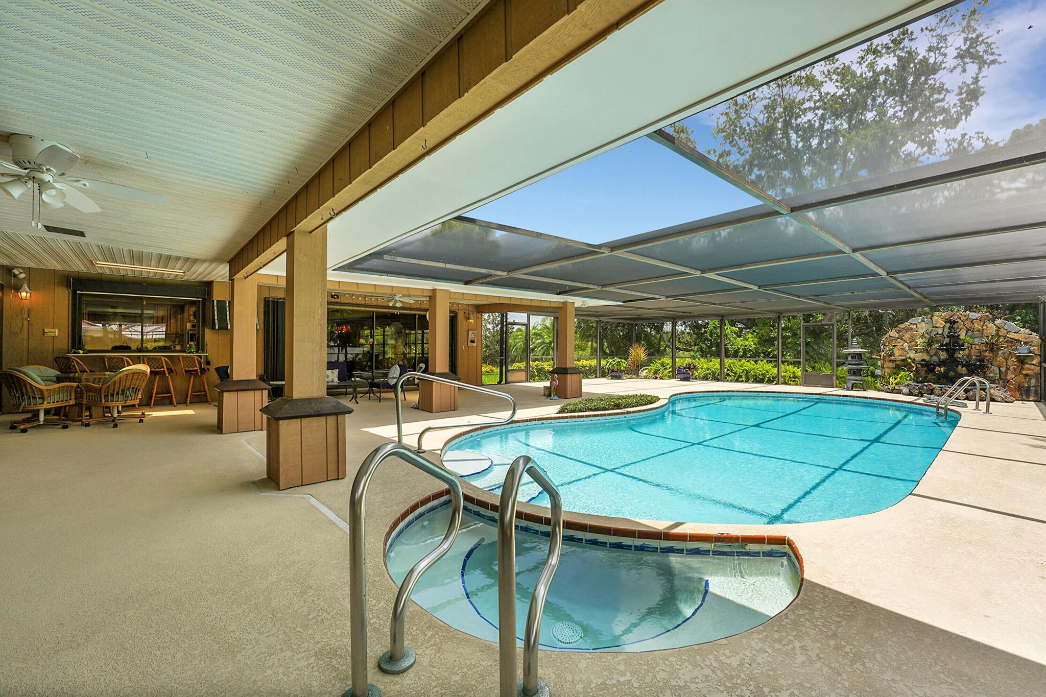 RIVER PARK - Residential