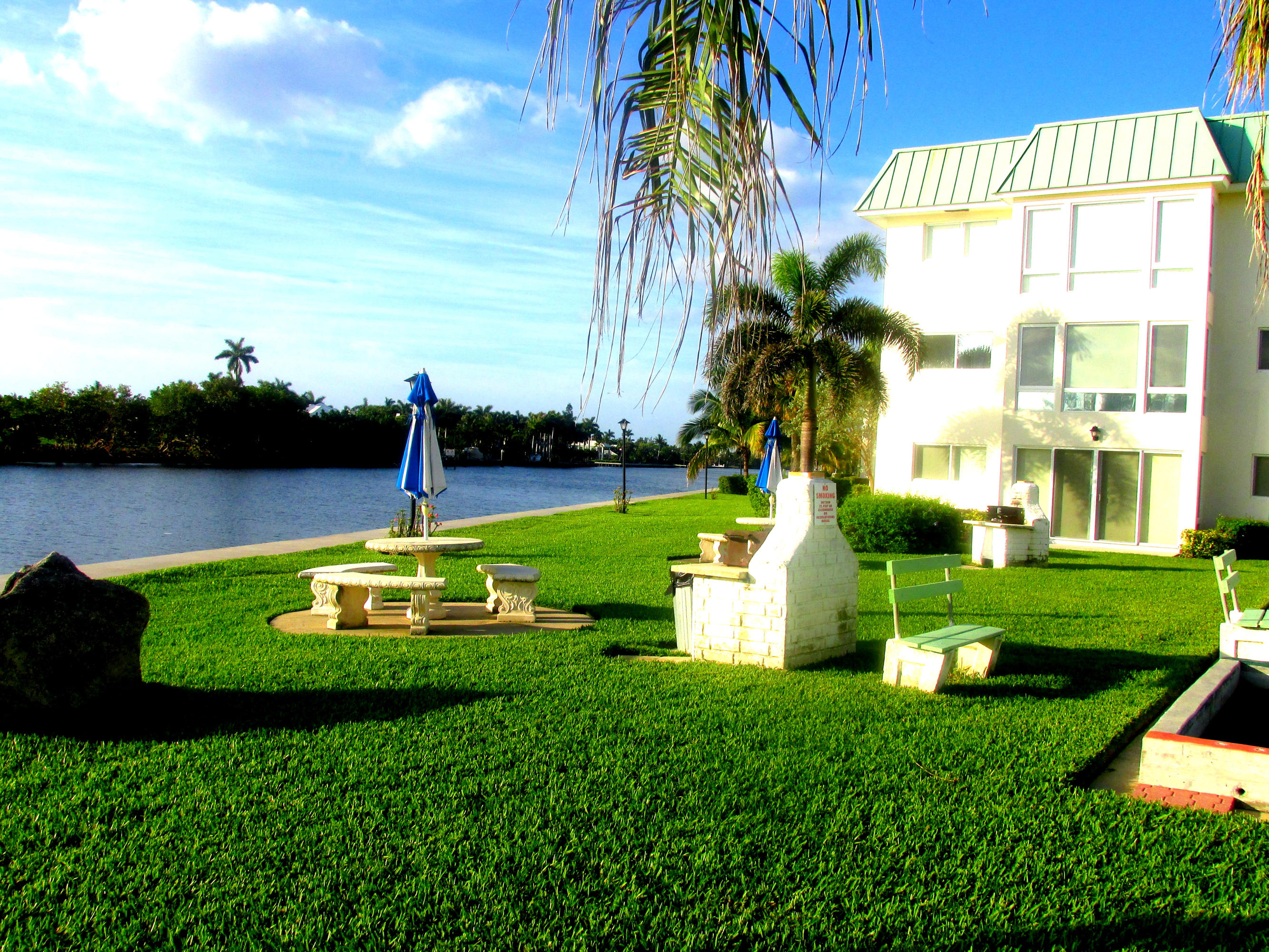 COLONIAL CLUB CONDO SEC 1 - Residential