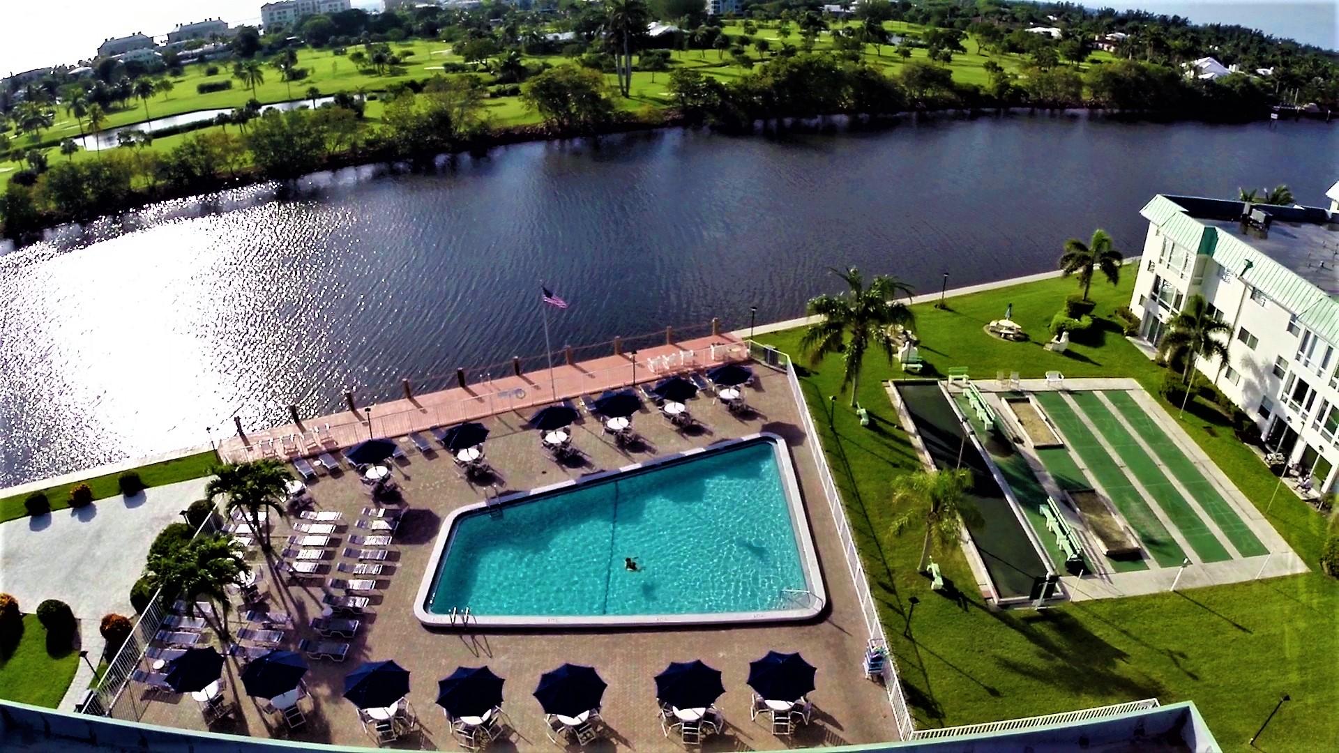 COLONIAL CLUB CONDO SEC 1 - Residential