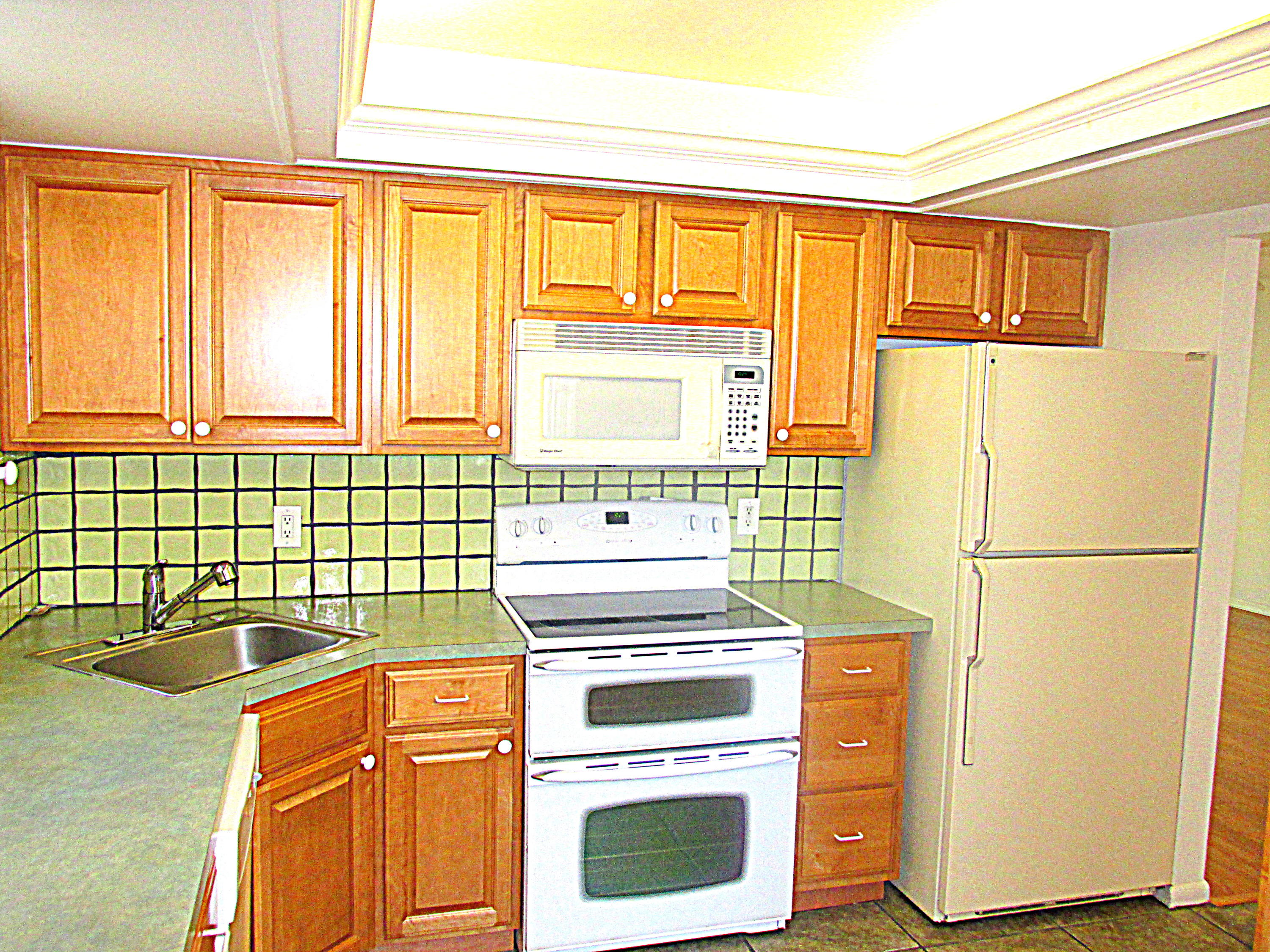 COLONIAL CLUB CONDO SEC 1 - Residential