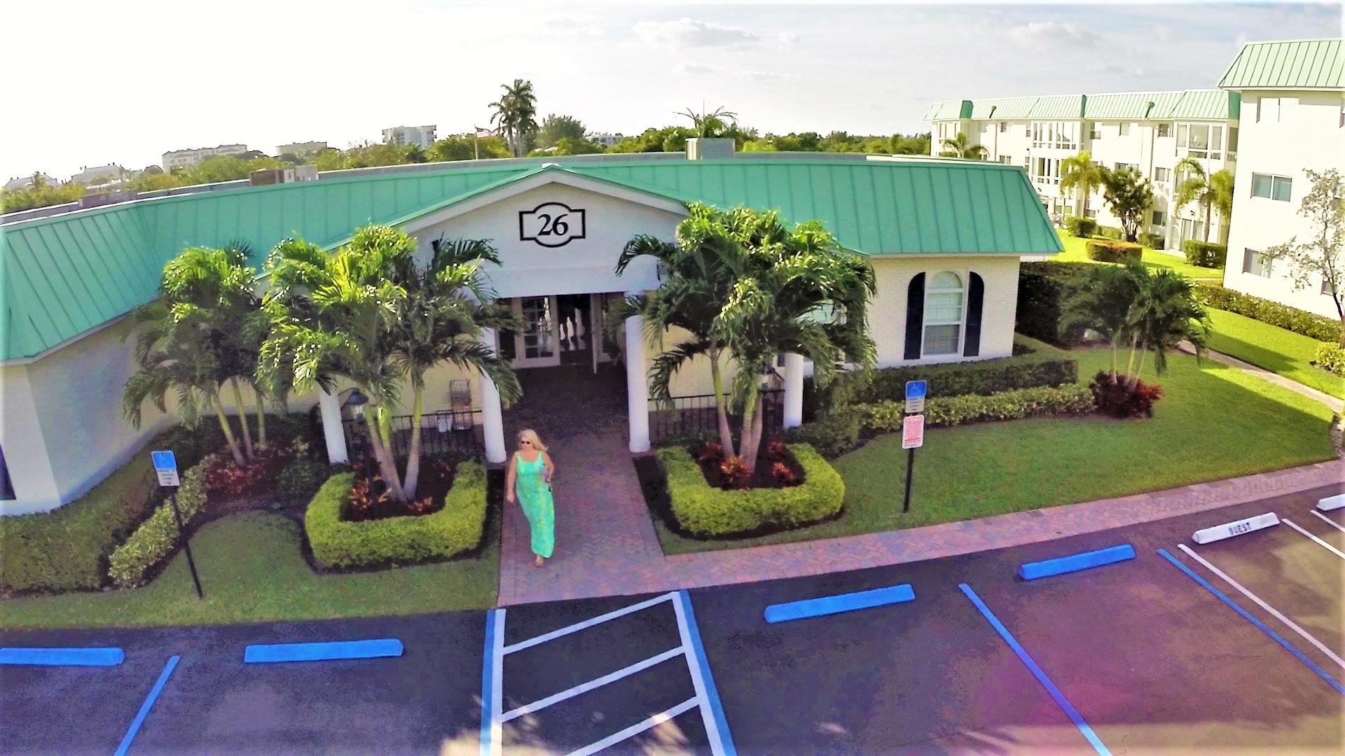 COLONIAL CLUB CONDO SEC 1 - Residential