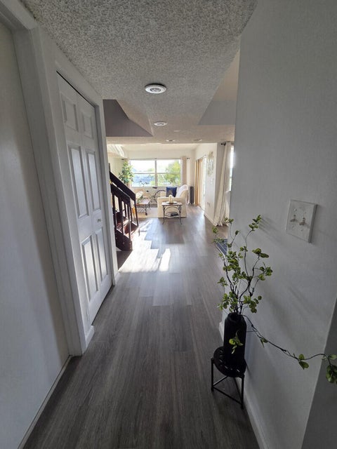 Tiny photo for 3271 NW 44th Street #5, Oakland Park, FL 33309 (MLS # B26076297)