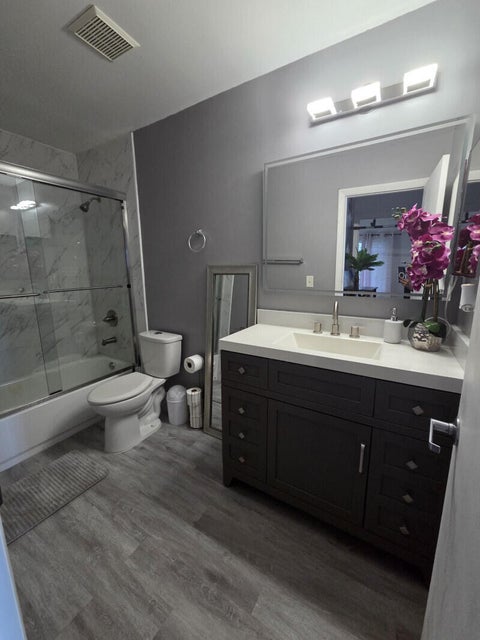 Tiny photo for 3271 NW 44th Street #5, Oakland Park, FL 33309 (MLS # B26076297)