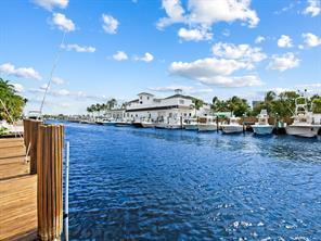 RIO VISTA ISLES - Residential