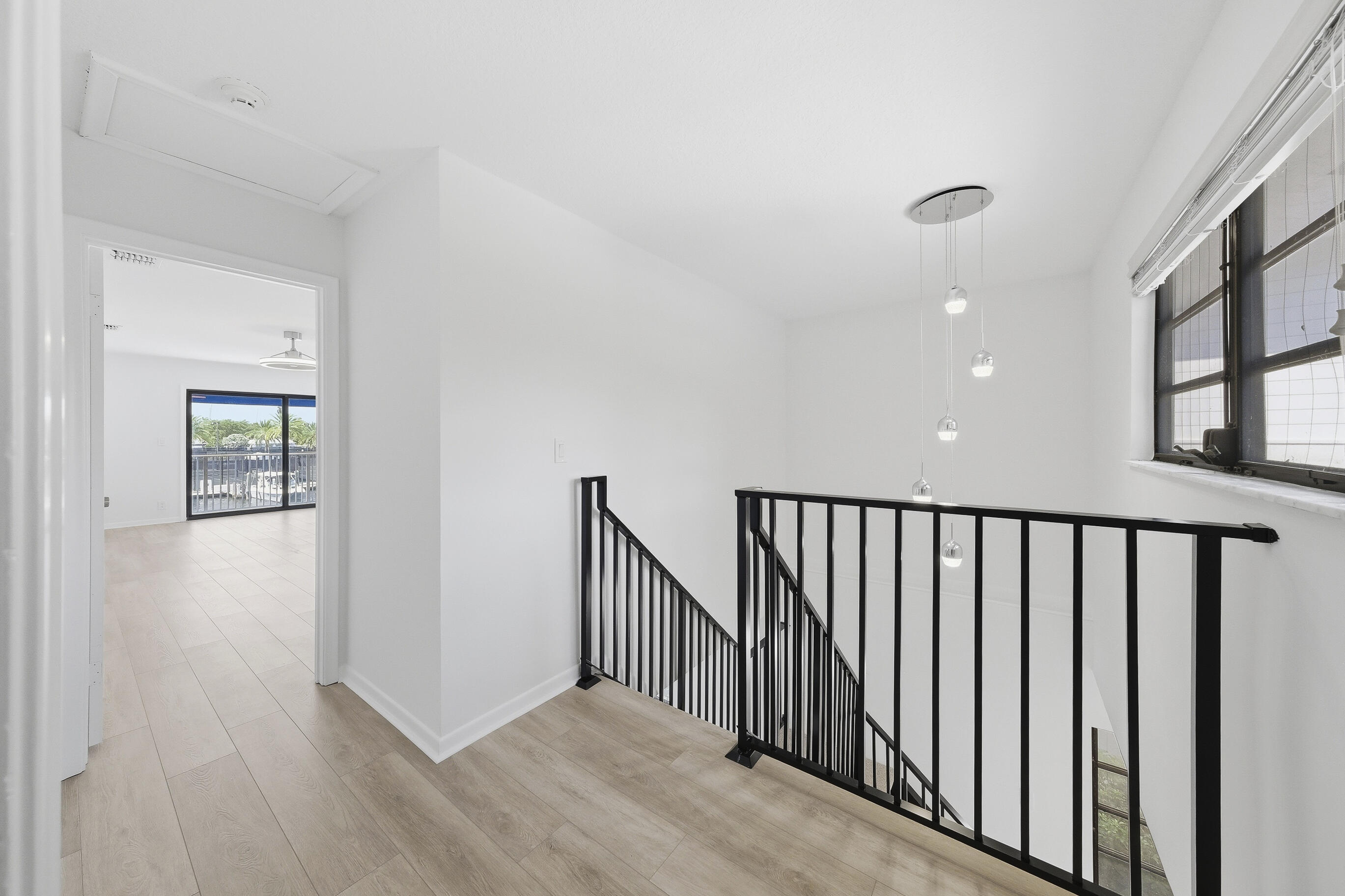 RIO VISTA ISLES - Residential