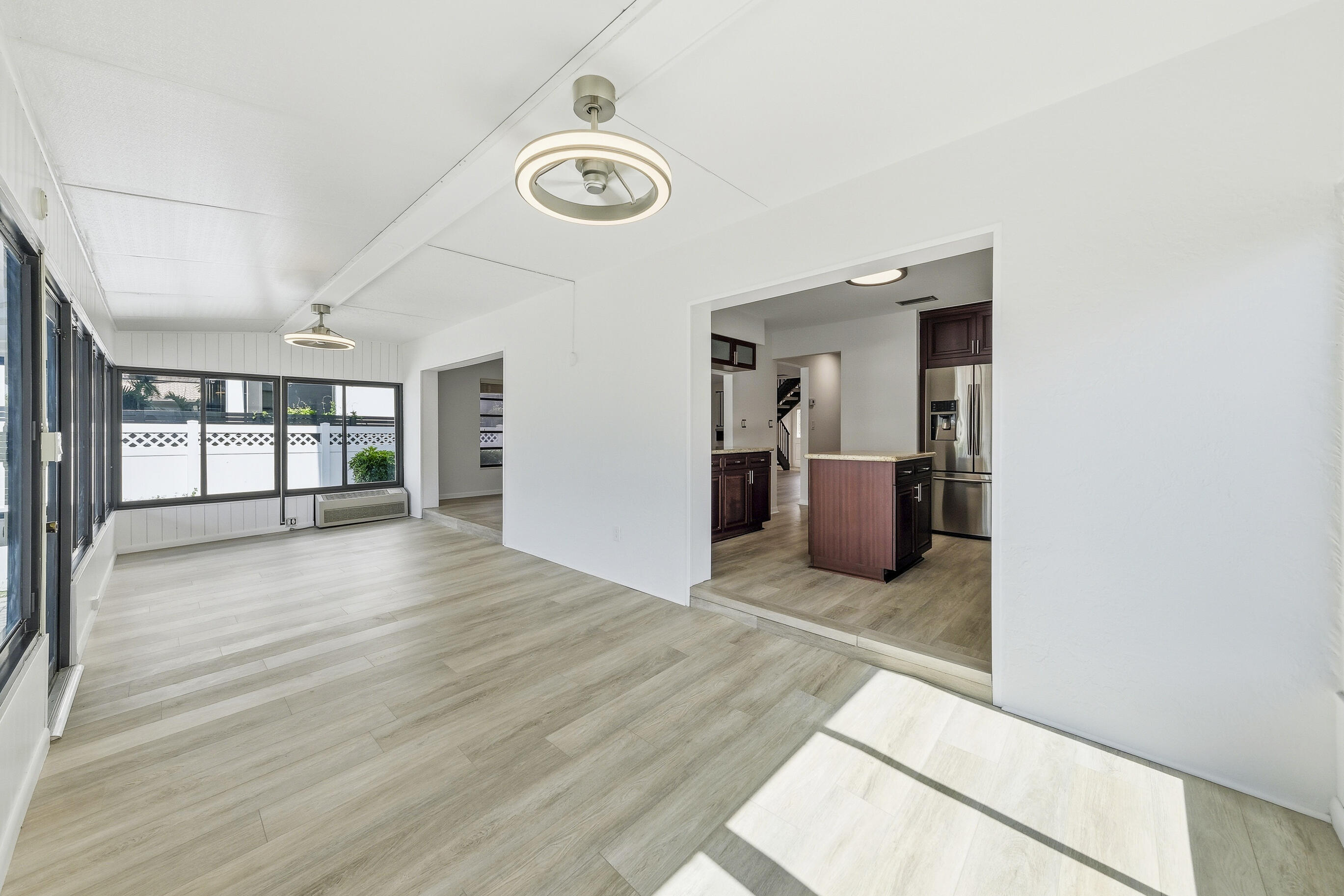RIO VISTA ISLES - Residential