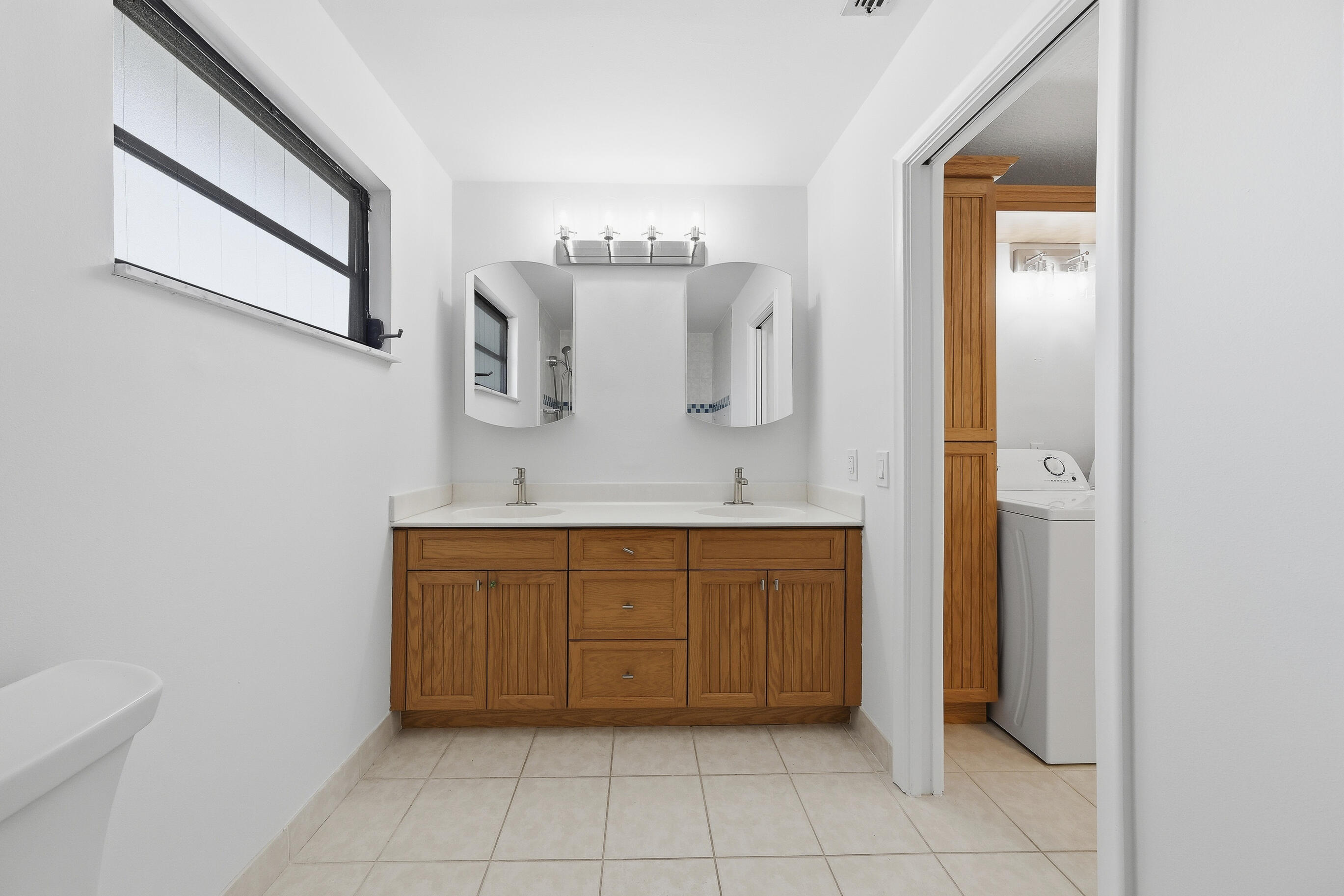 RIO VISTA ISLES - Residential