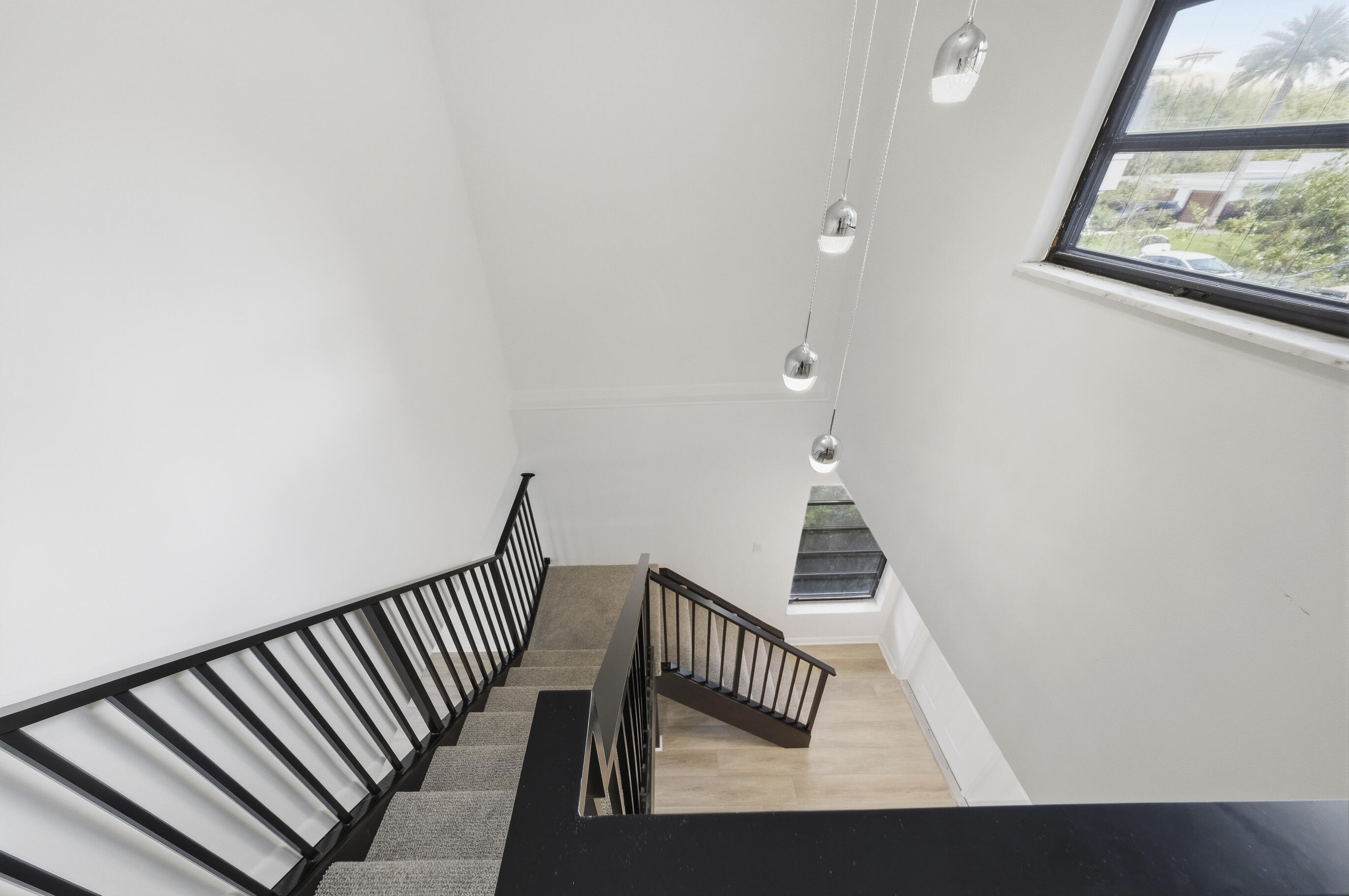 RIO VISTA ISLES - Residential