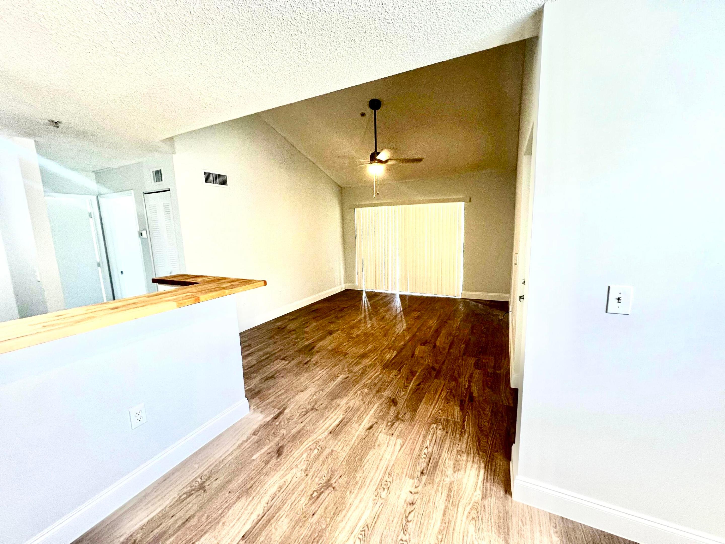 ST ANDREWS AT BOYNTON BEACH CONDO - Residential Lease