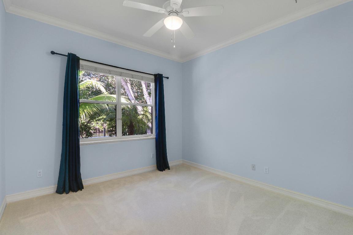 GOVERNORS LANDING - Residential