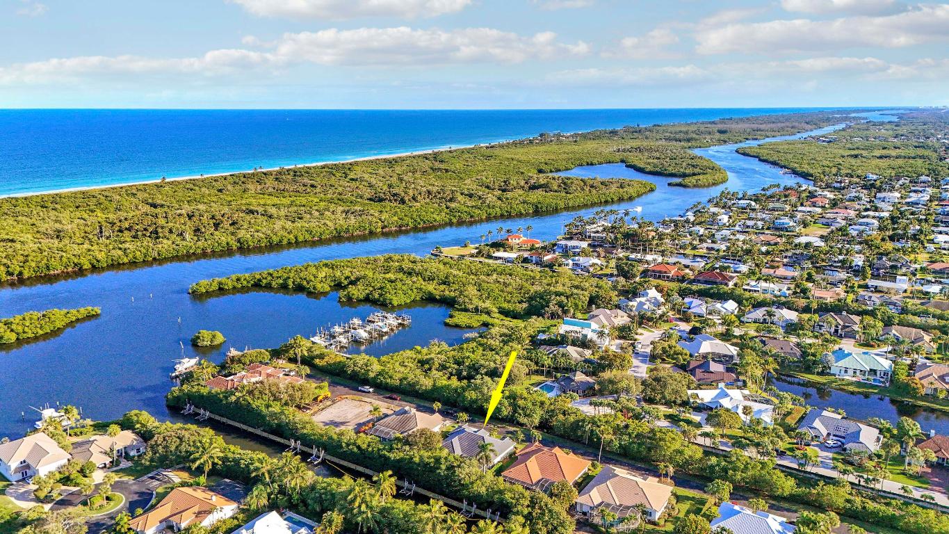 GOVERNORS LANDING - Residential