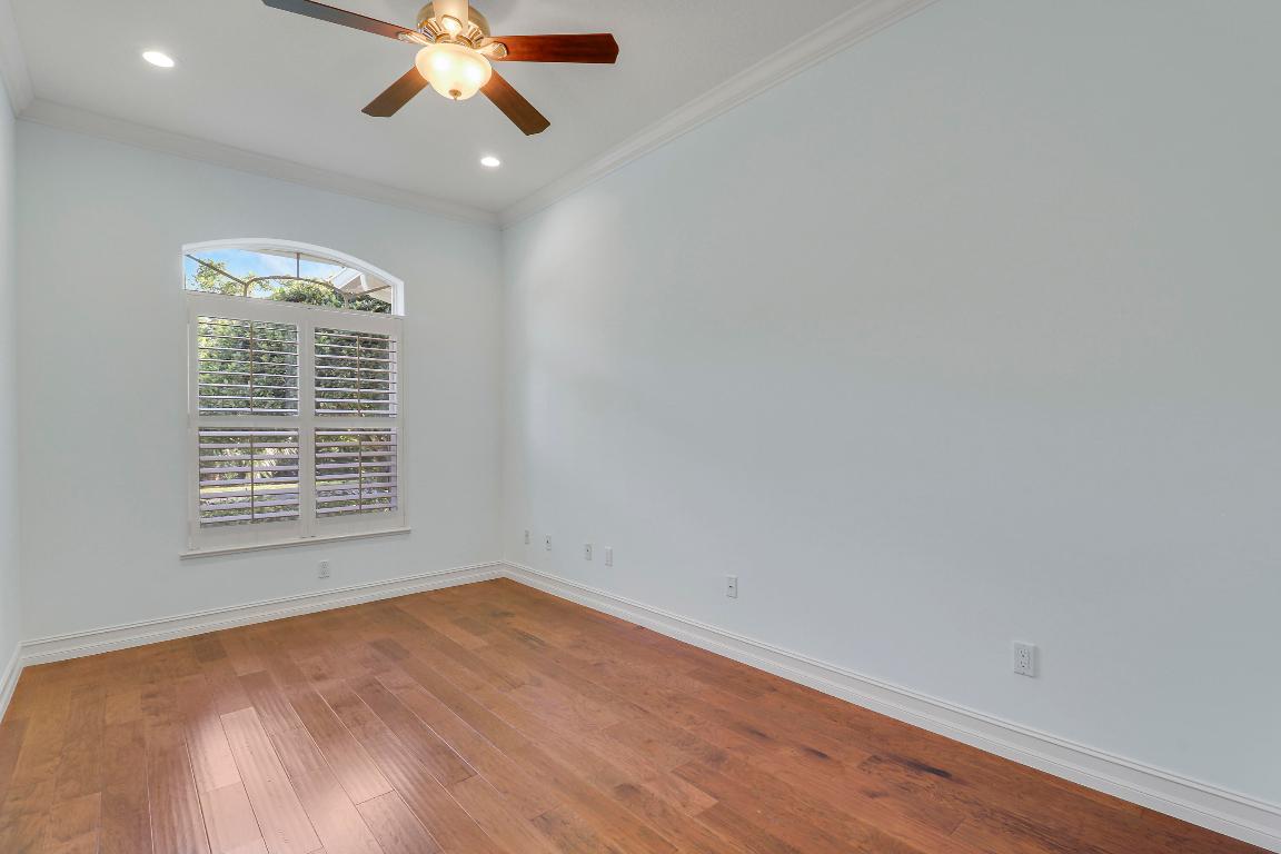 GOVERNORS LANDING - Residential