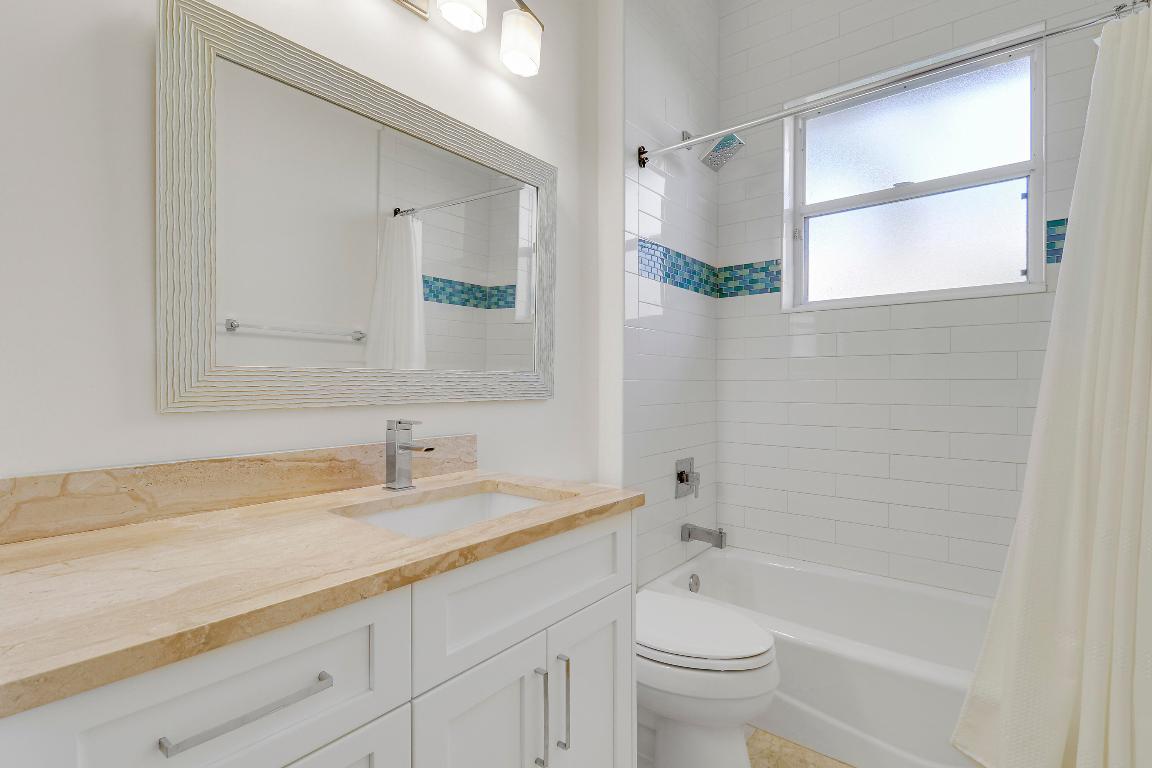 GOVERNORS LANDING - Residential