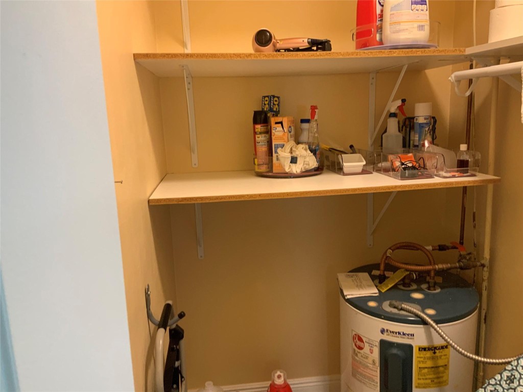 Beach Shore Apts. CO-OP - Residential