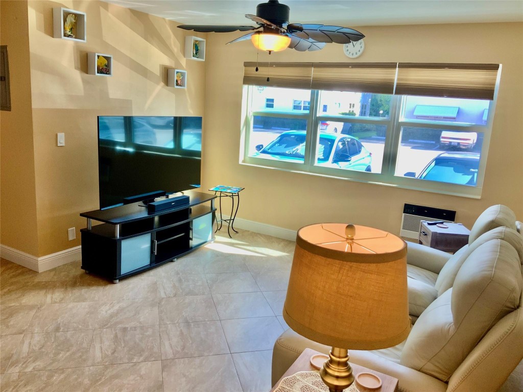 Beach Shore Apts. CO-OP - Residential