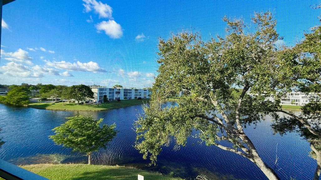Photo of 4069 Harwood E, Deerfield Beach, FL 33442 (MLS # R11150203)