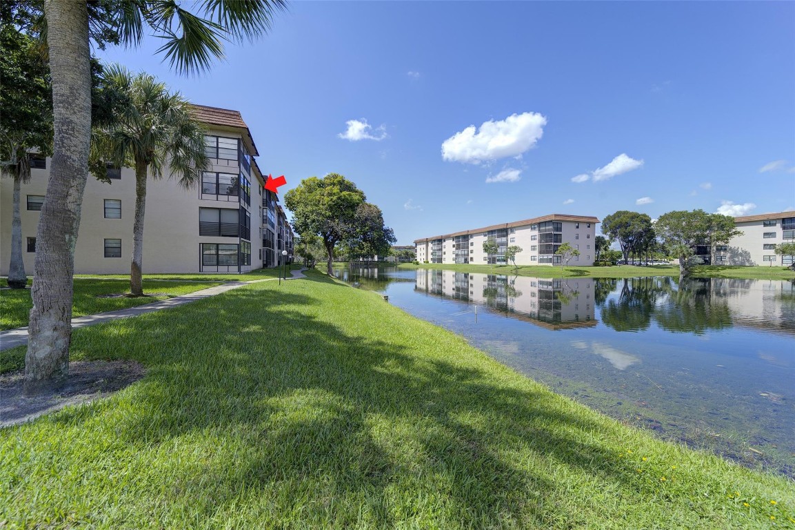 Lakes of Carraige Hills - Residential