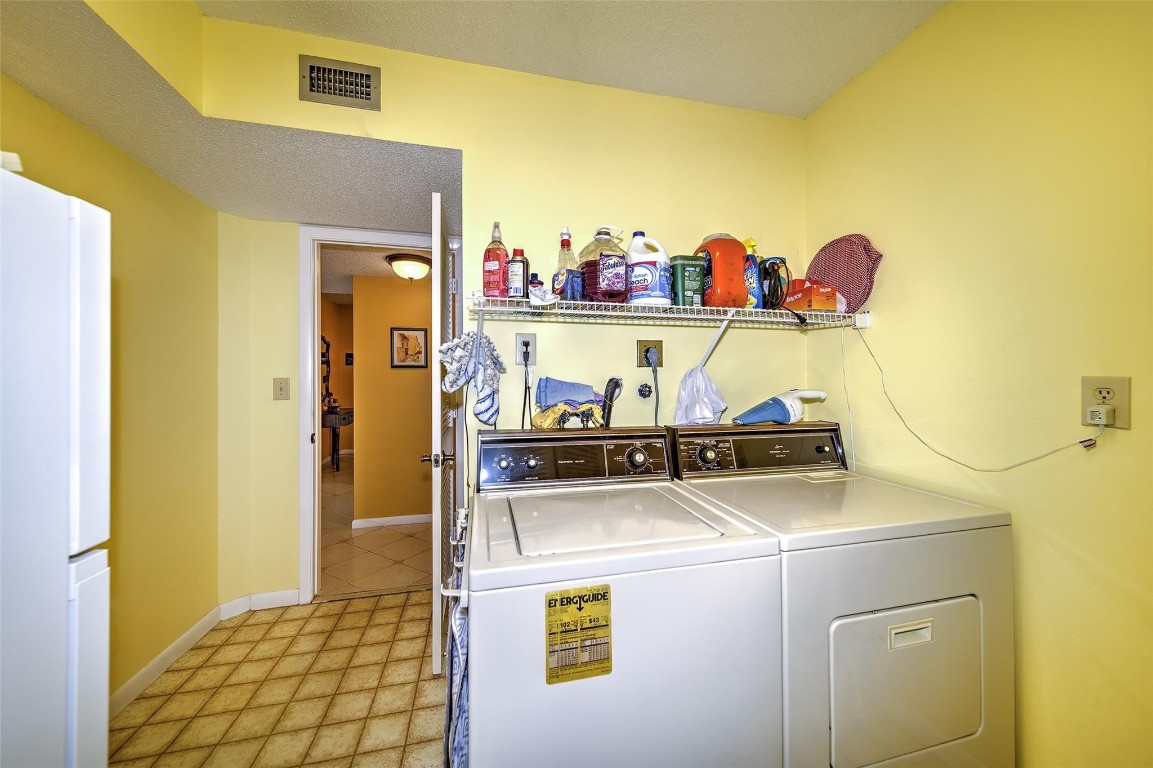 Lakes of Carraige Hills - Residential