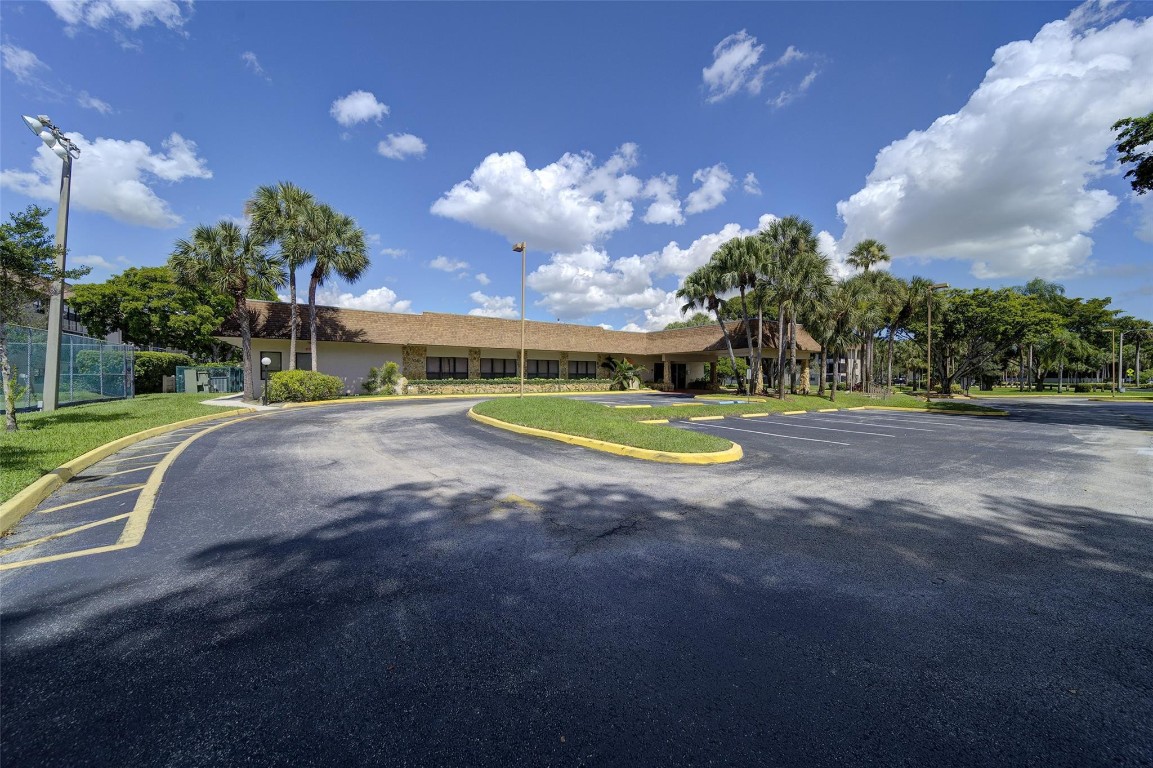 Lakes of Carraige Hills - Residential