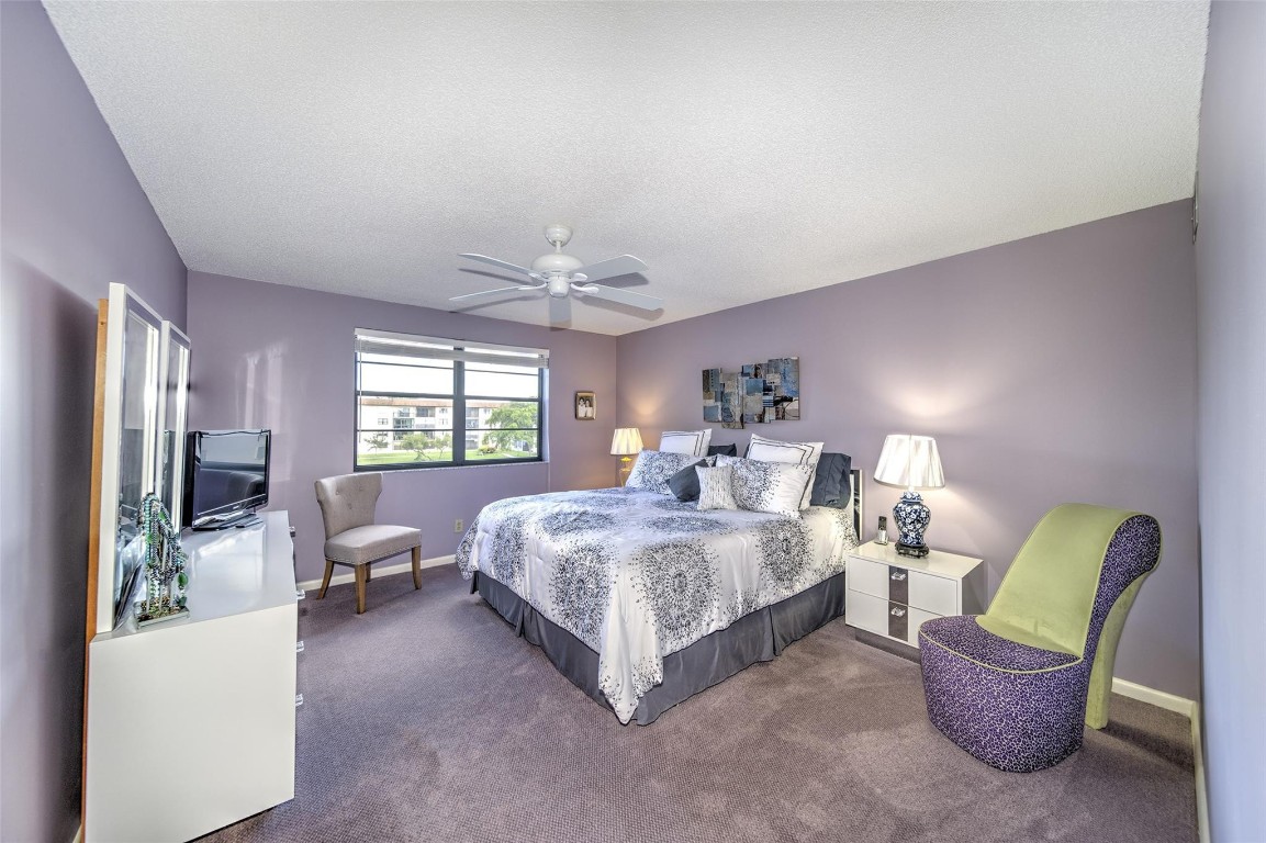 Lakes of Carraige Hills - Residential