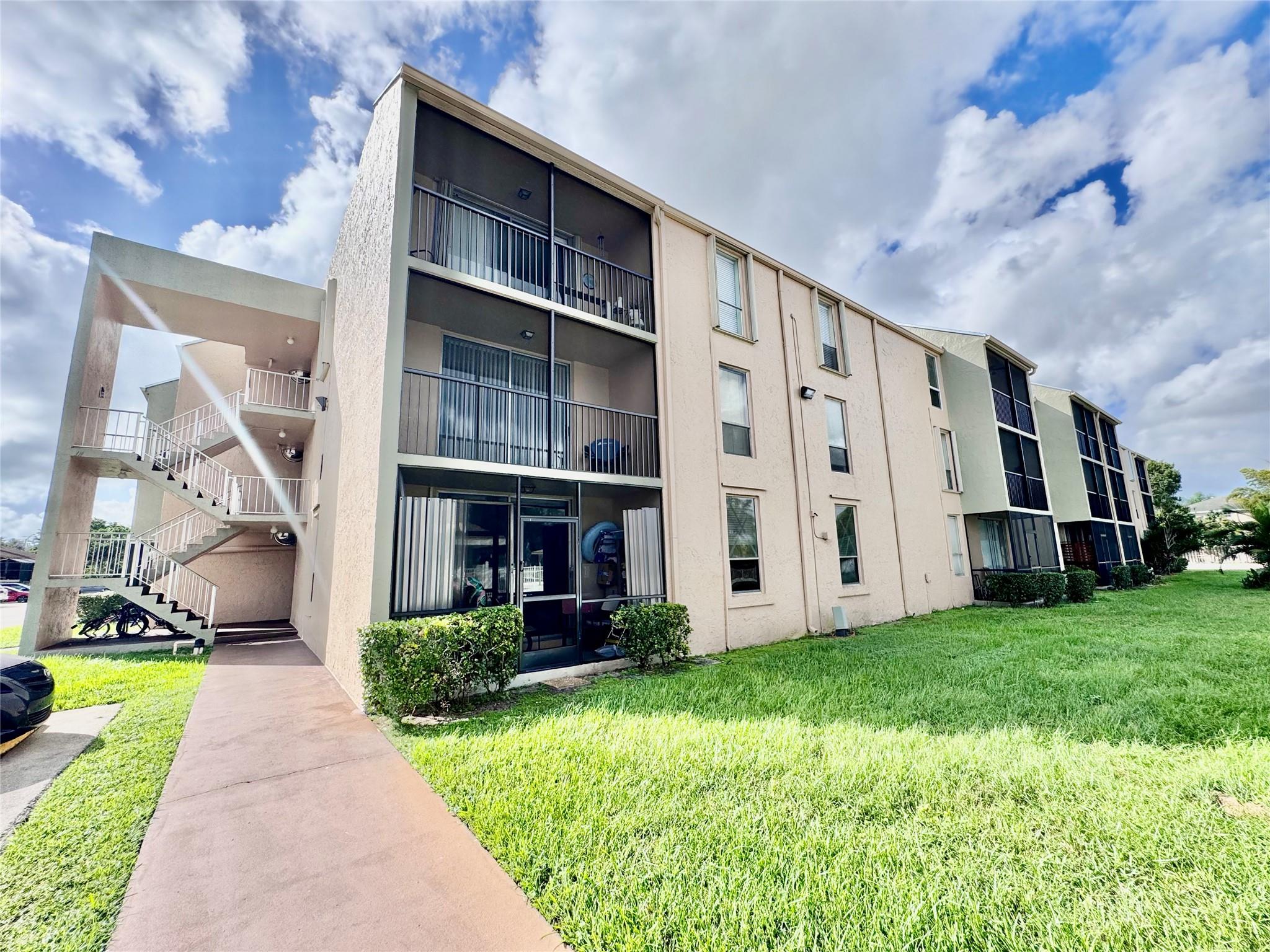 Country Pines Condominium - Residential