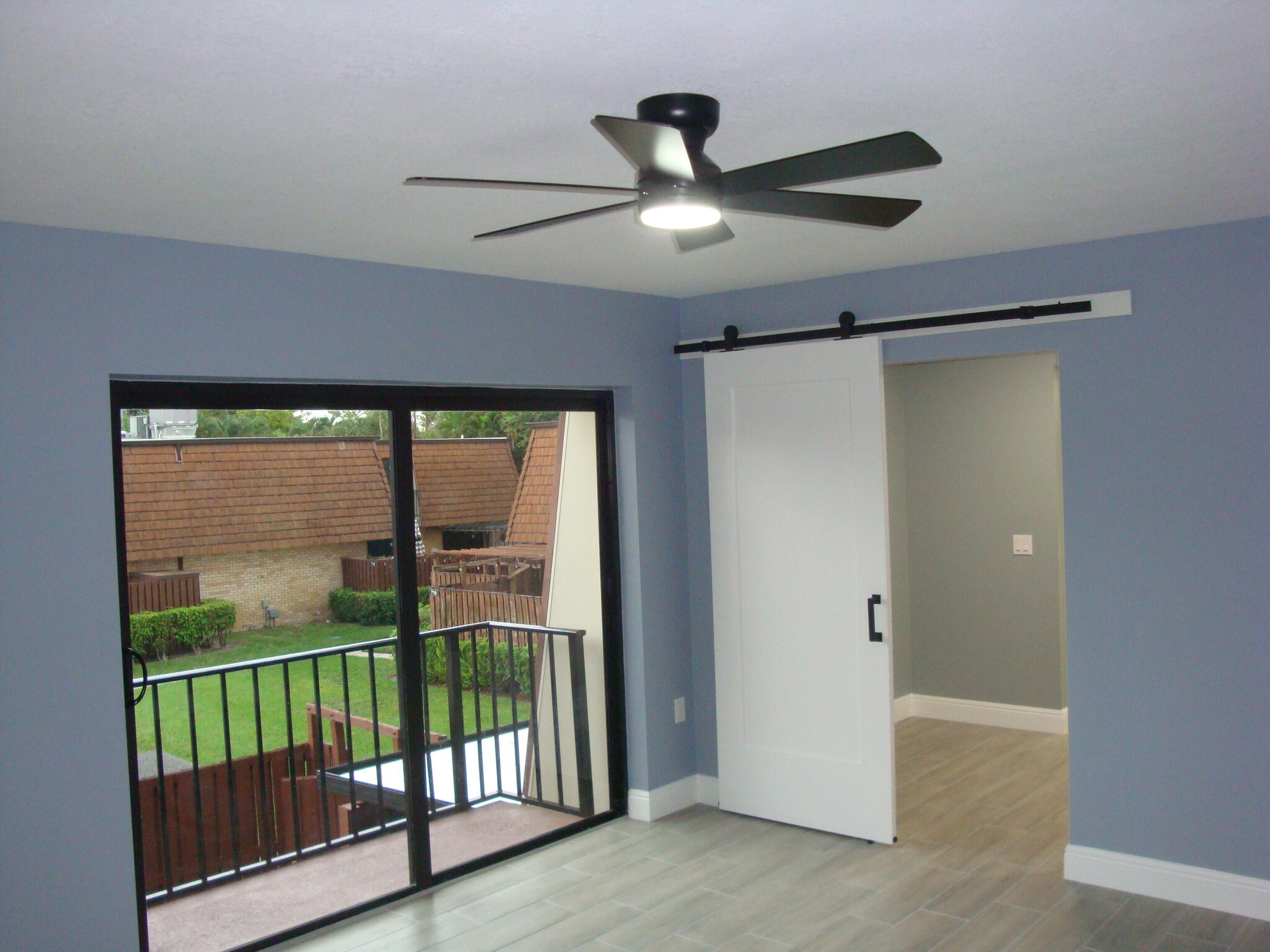 SHERWOOD LAKES - Residential