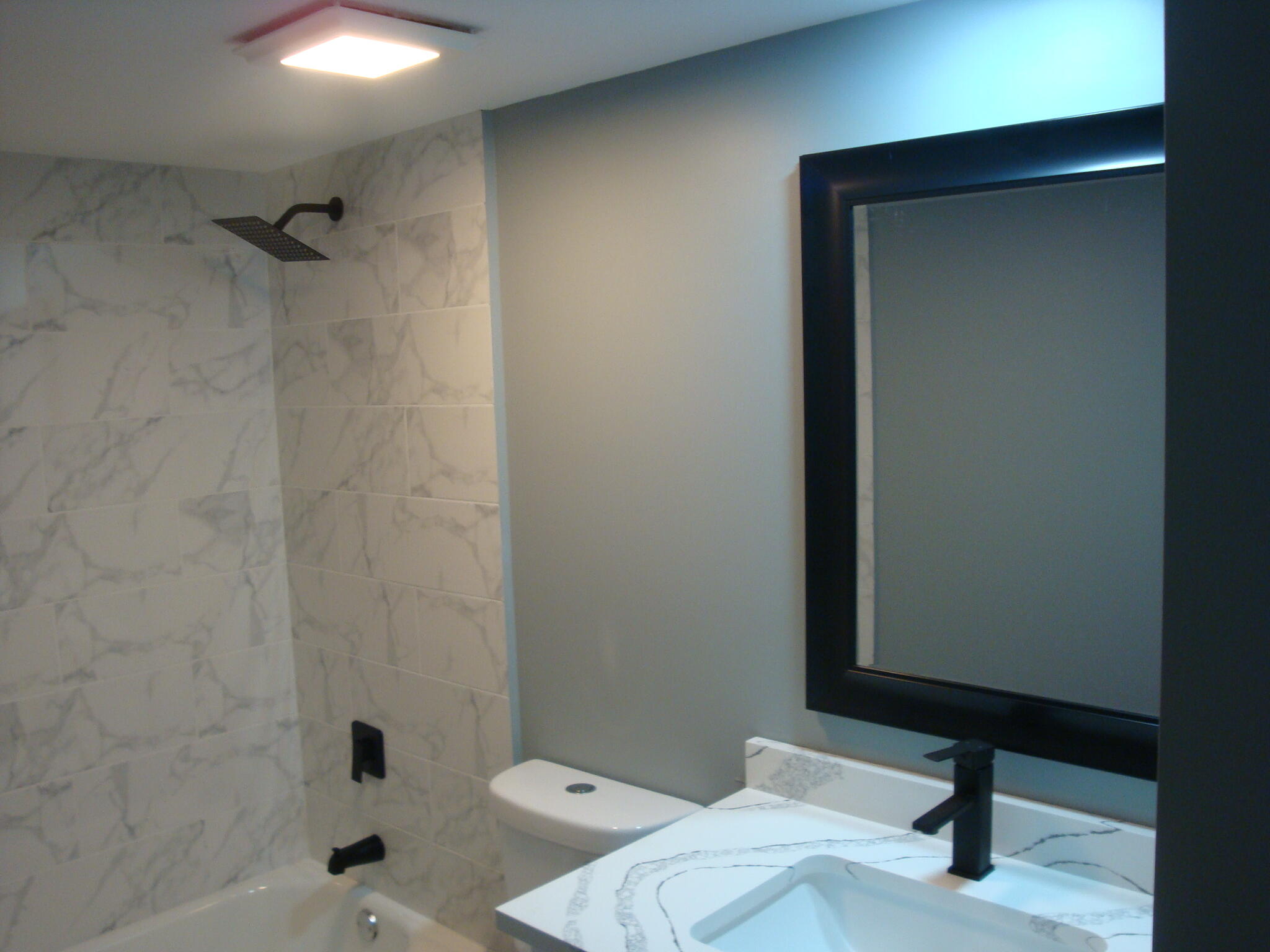 SHERWOOD LAKES - Residential