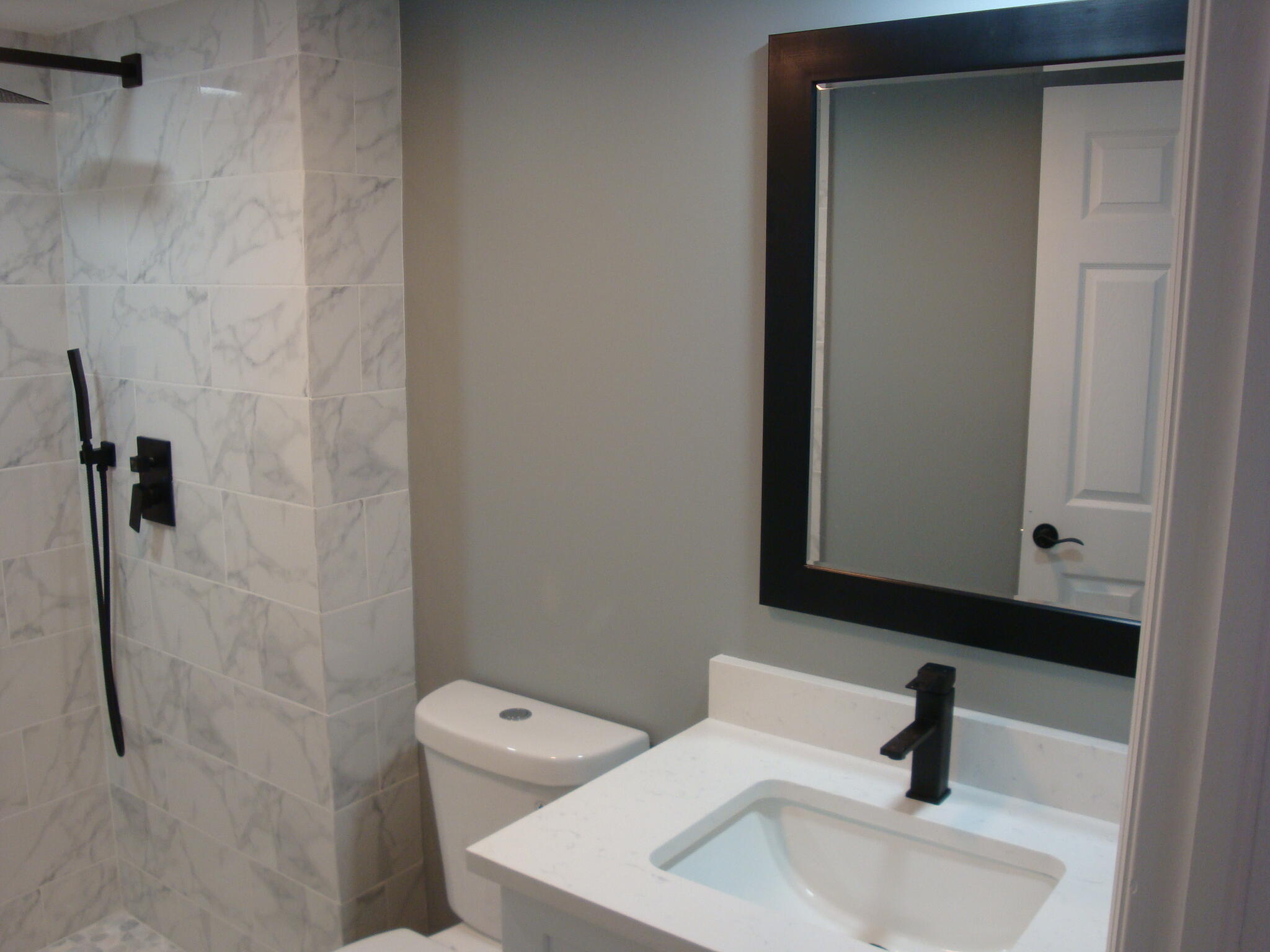SHERWOOD LAKES - Residential