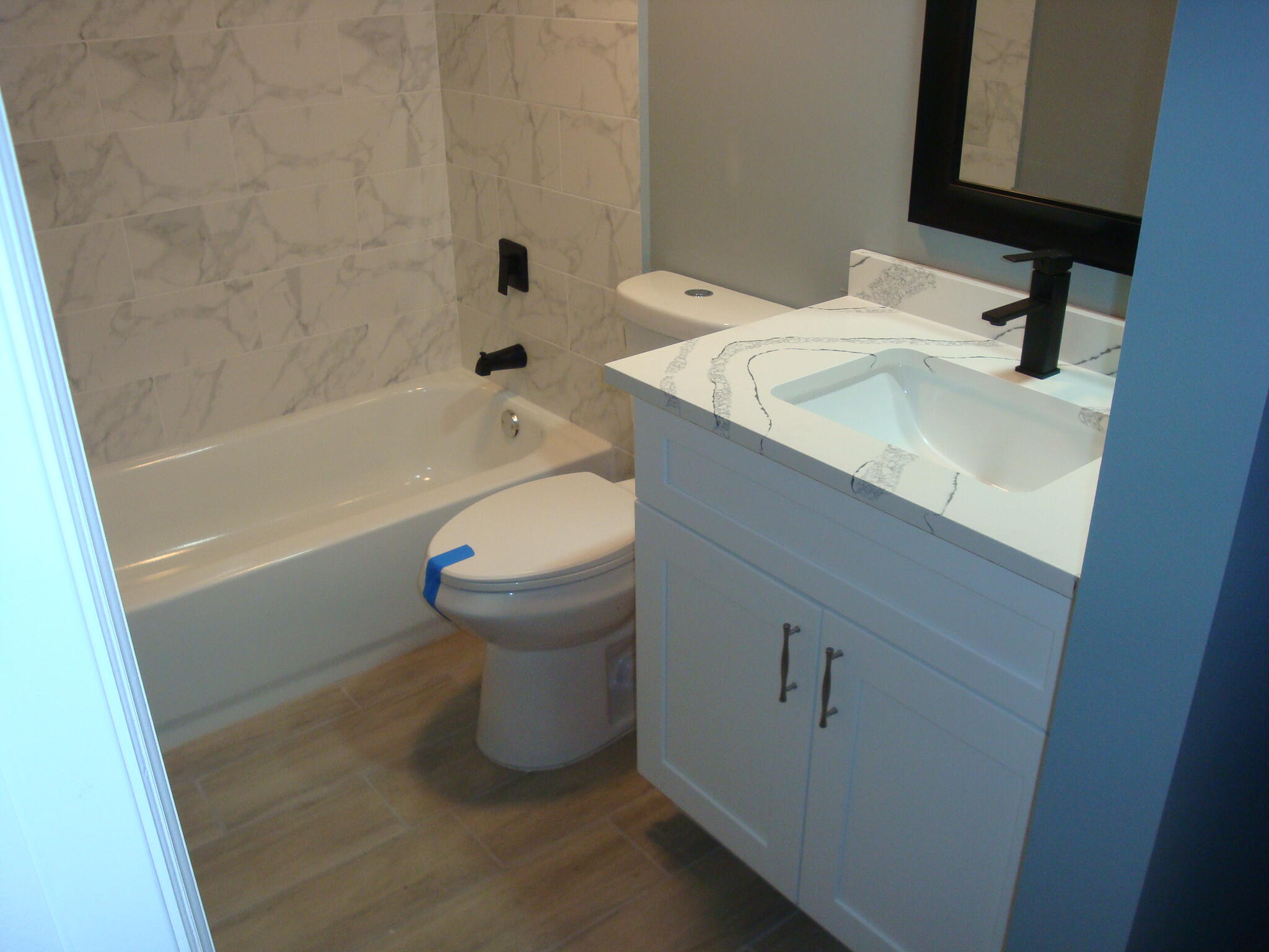 SHERWOOD LAKES - Residential