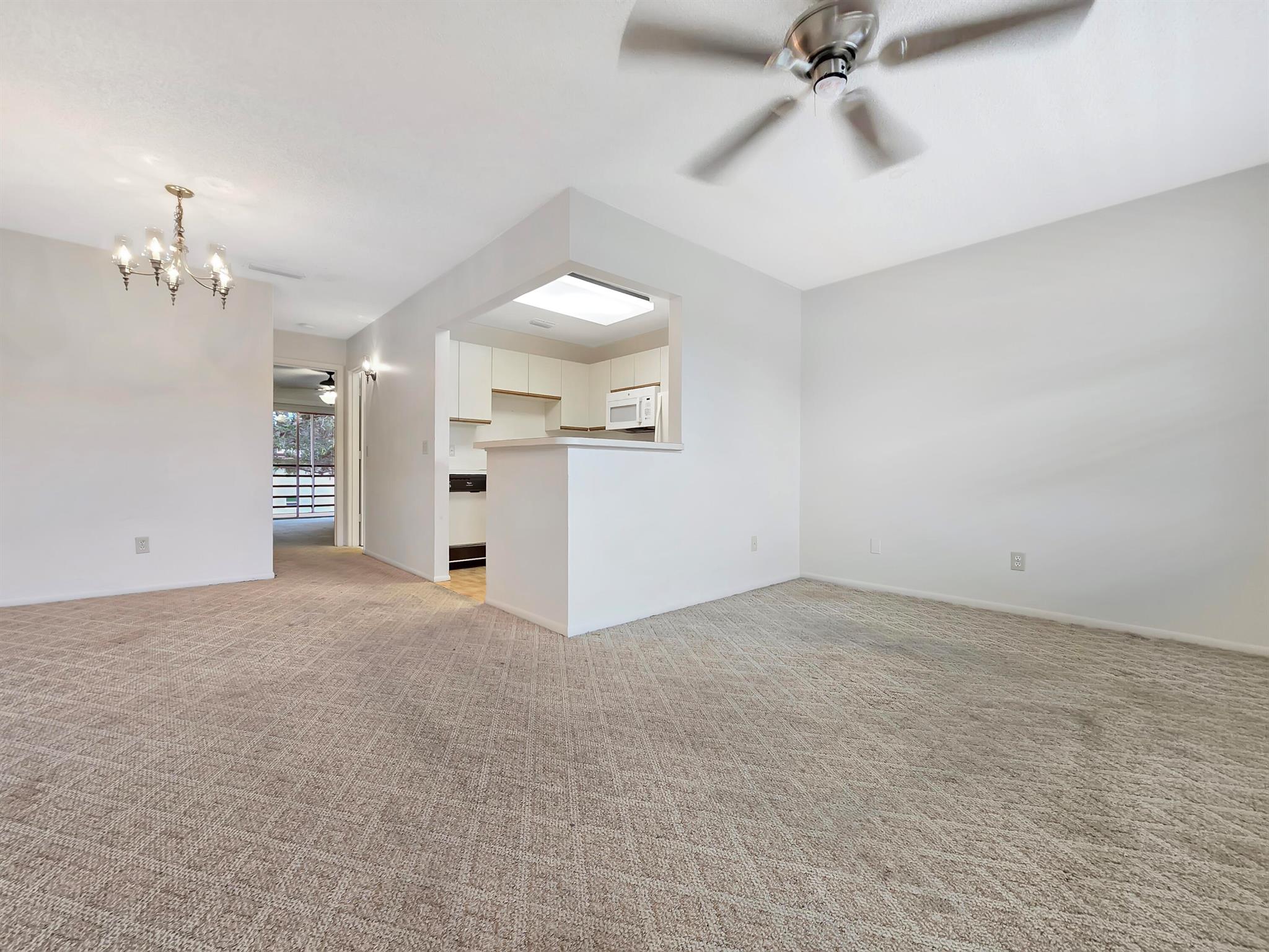26 Lake Vista Trail 204