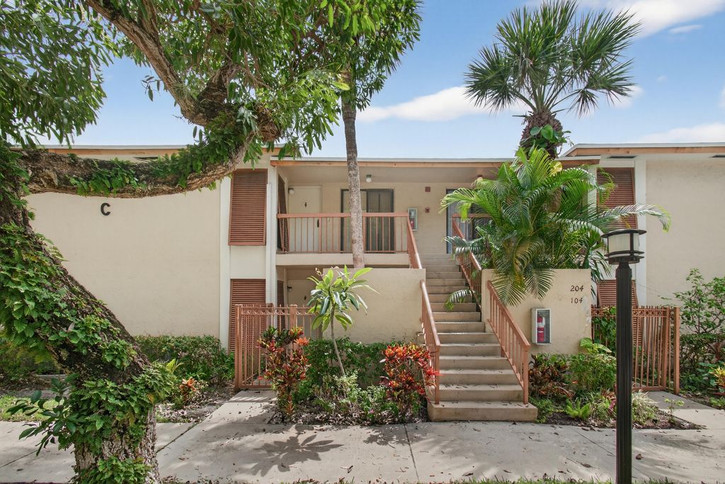 Photo of 3939 NE 5th Avenue #C203, Boca Raton, FL 33431 (MLS # R11126367)