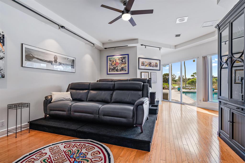 Admirals Cove- Golf Villa - Residential