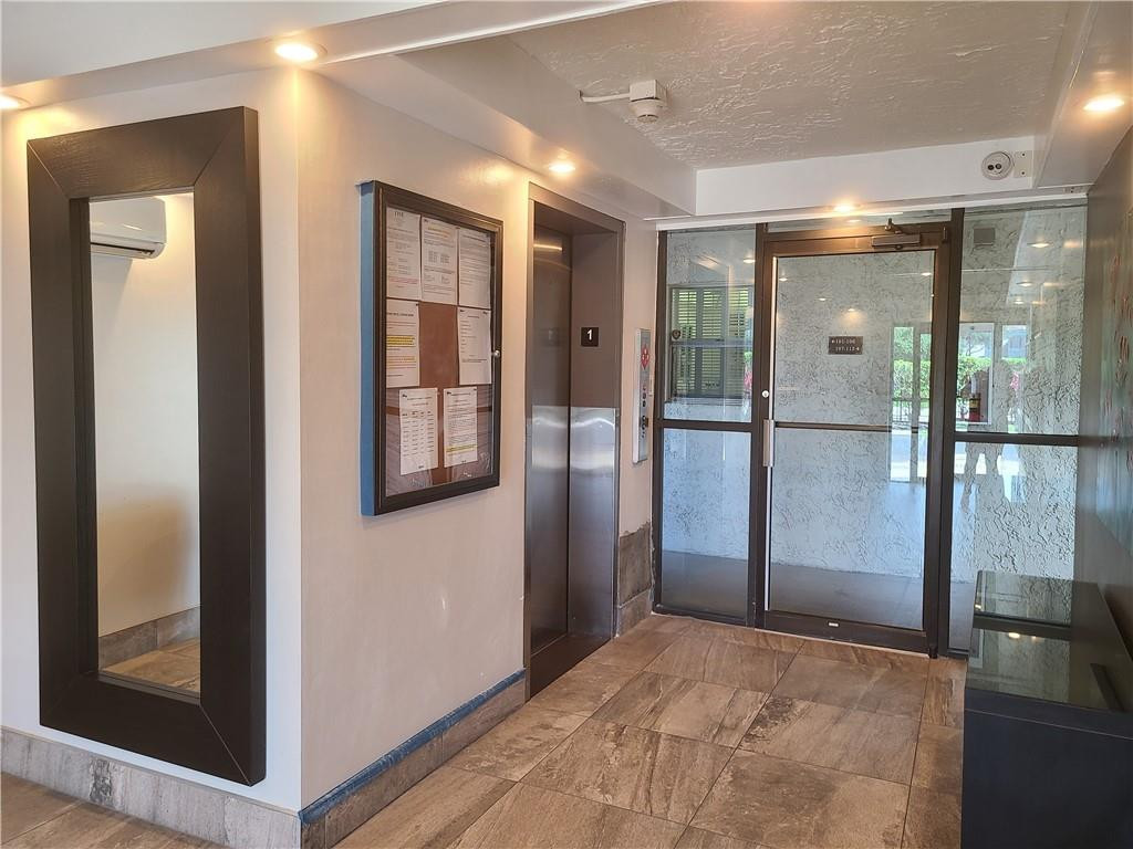 THE GREENS OF INVERRARY - Residential