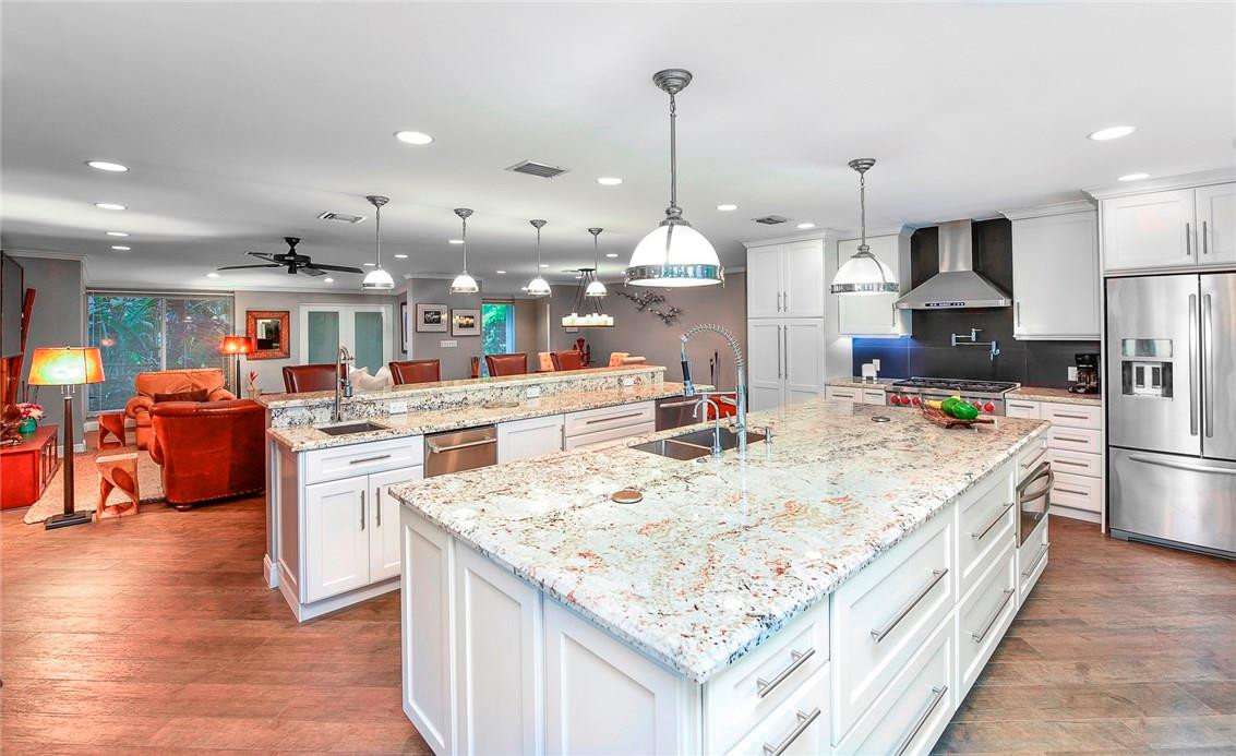SUNRISE KEY - Residential
