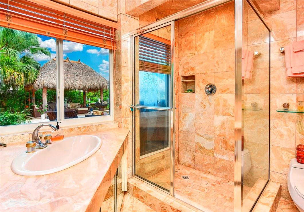 SUNRISE KEY - Residential