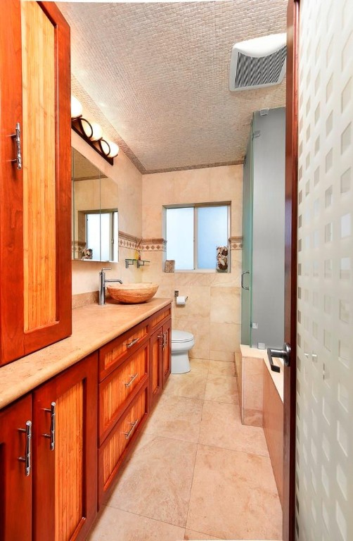 SUNRISE KEY - Residential