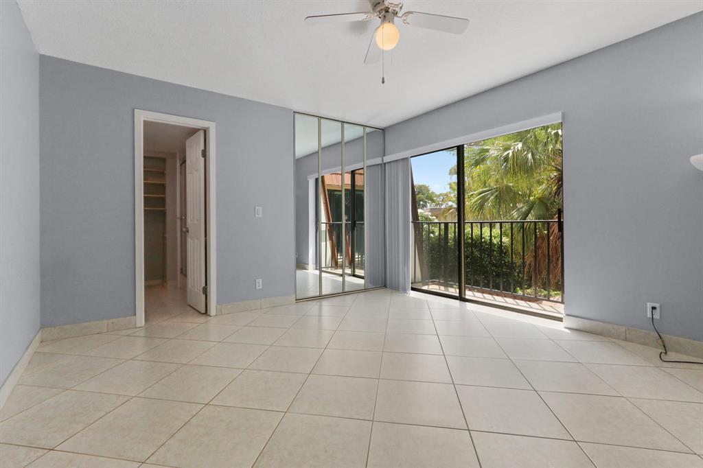 LAKESIDE - Residential