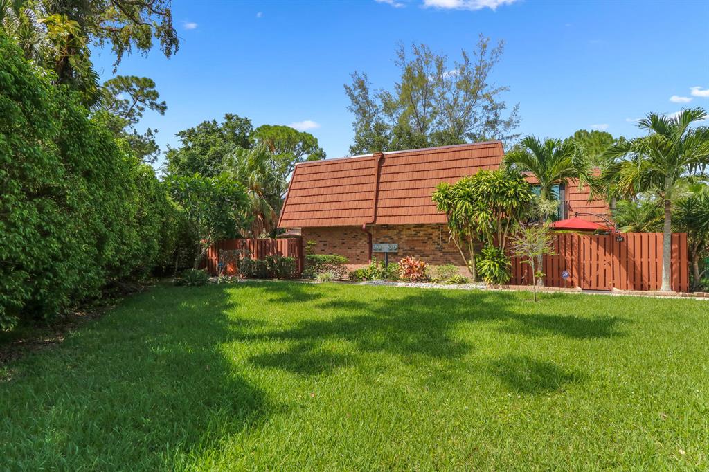 LAKESIDE - Residential