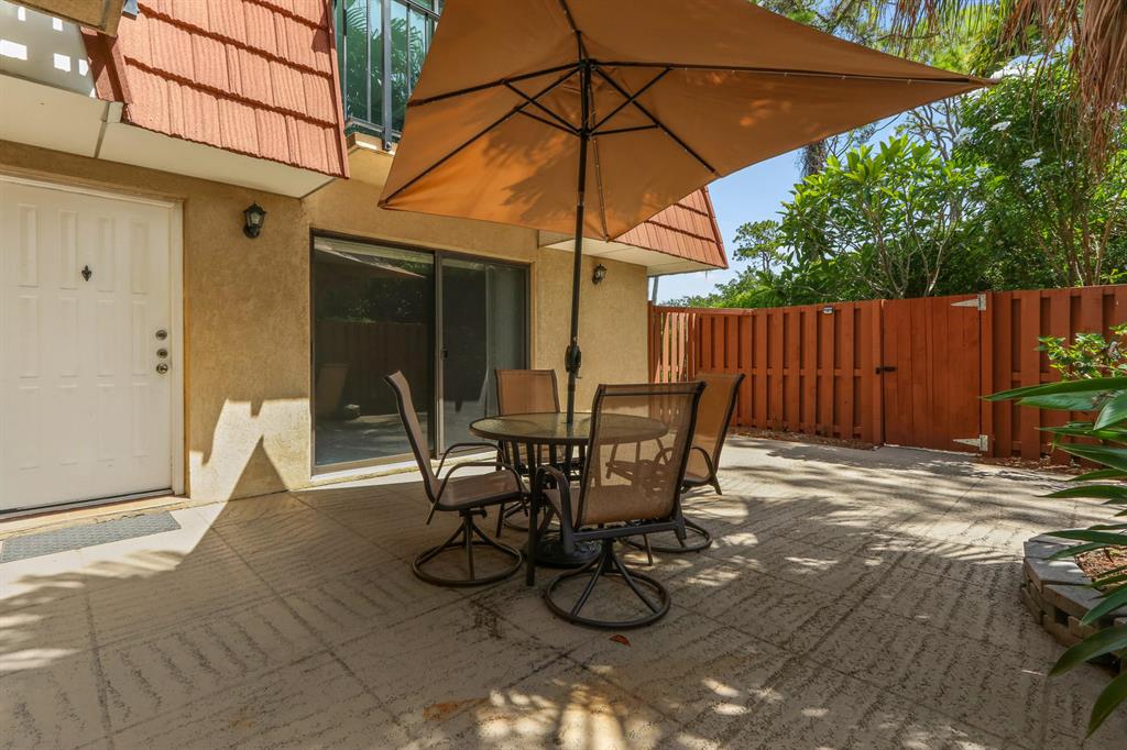 LAKESIDE - Residential