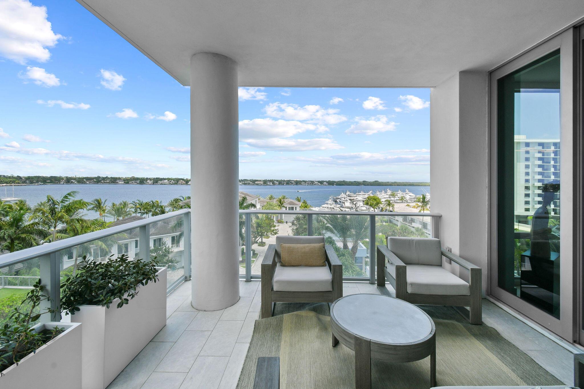 WATER CLUB 3 NORTH PALM B - Residential