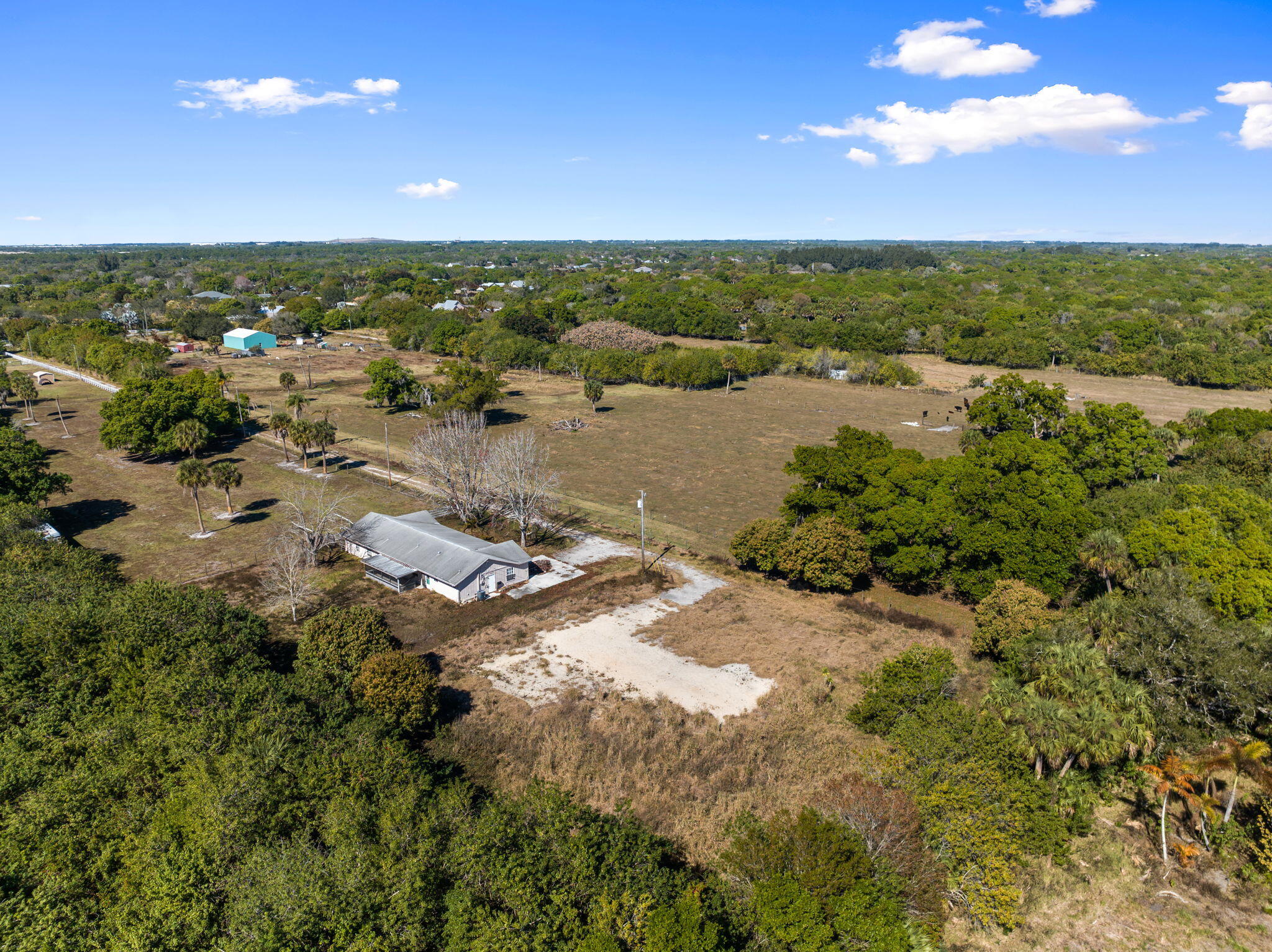 6406 Oleander Avenue