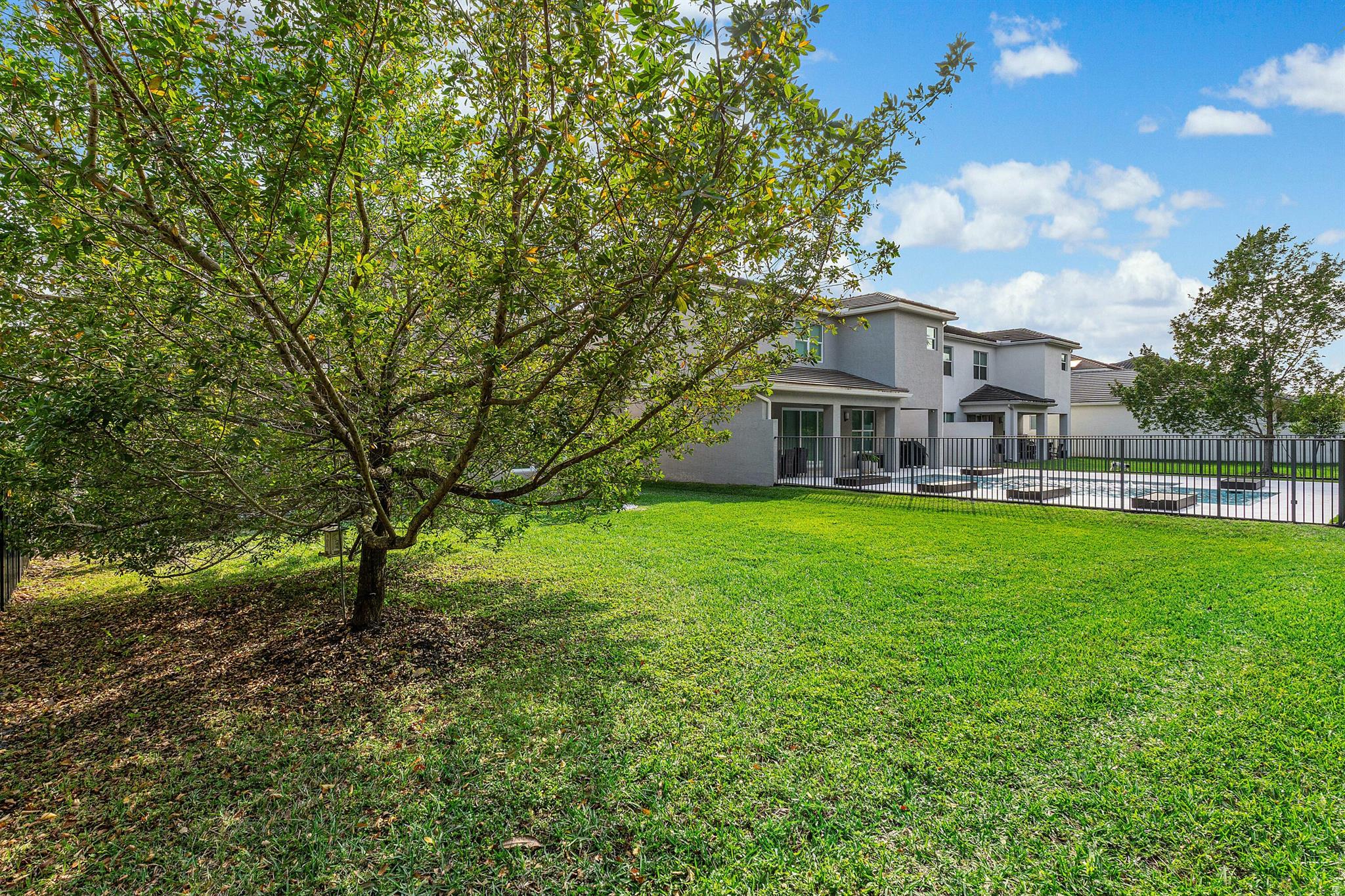 Dakota - Residential