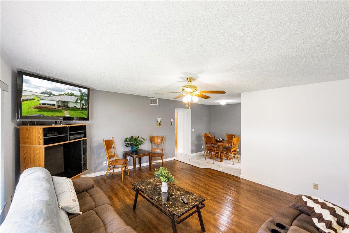 909 Savannas Point Drive A, Fort Pierce, FL, 34982/$124,000 4 909 Savannas Point Drive A