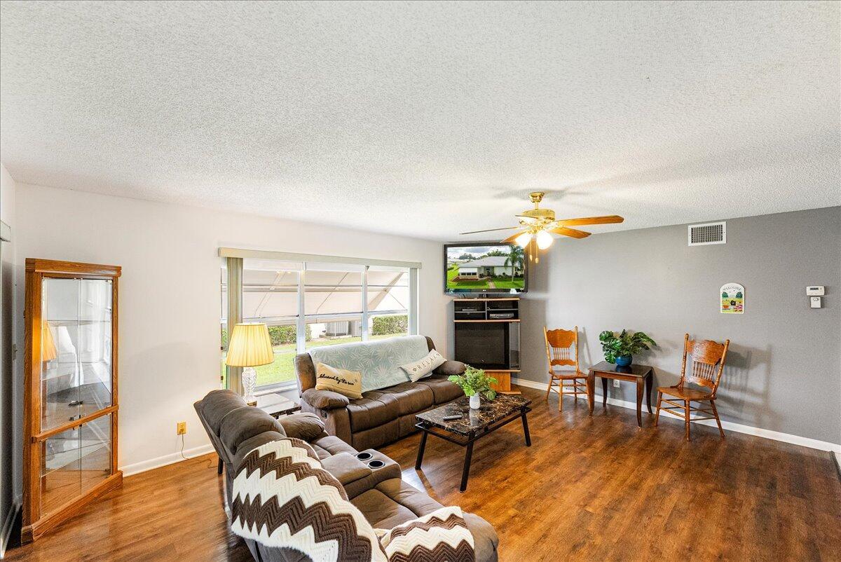 909 Savannas Point Drive A, Fort Pierce, FL, 34982/$124,000 3 909 Savannas Point Drive A