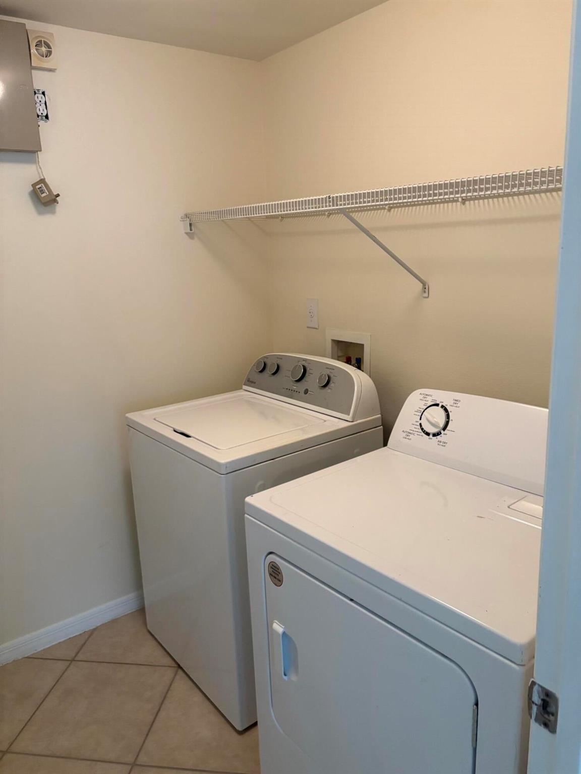 VILLAS AT EMERALD DUNES C - Residential Lease